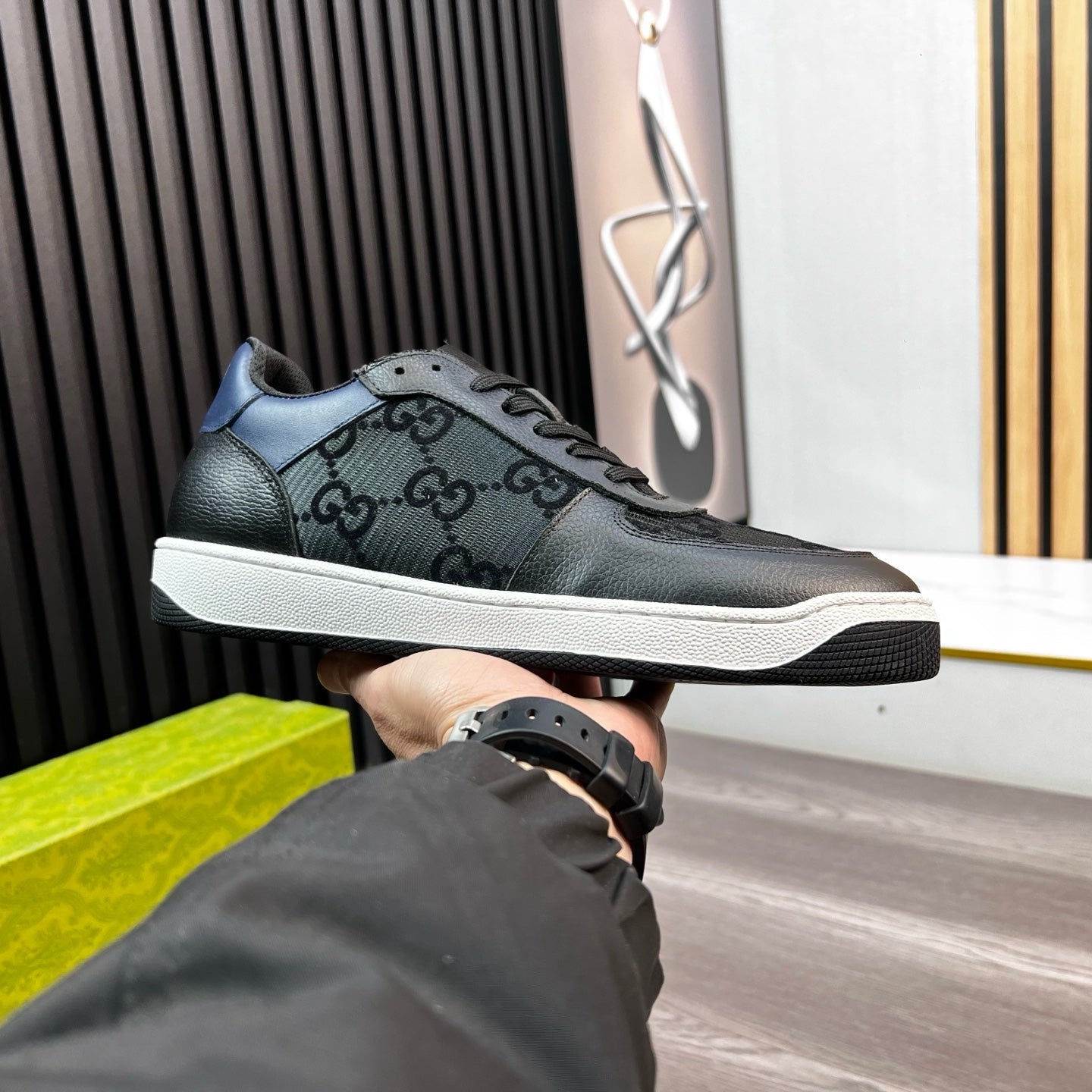 GG Men's Supreme Sneaker Black Cowhide 531166