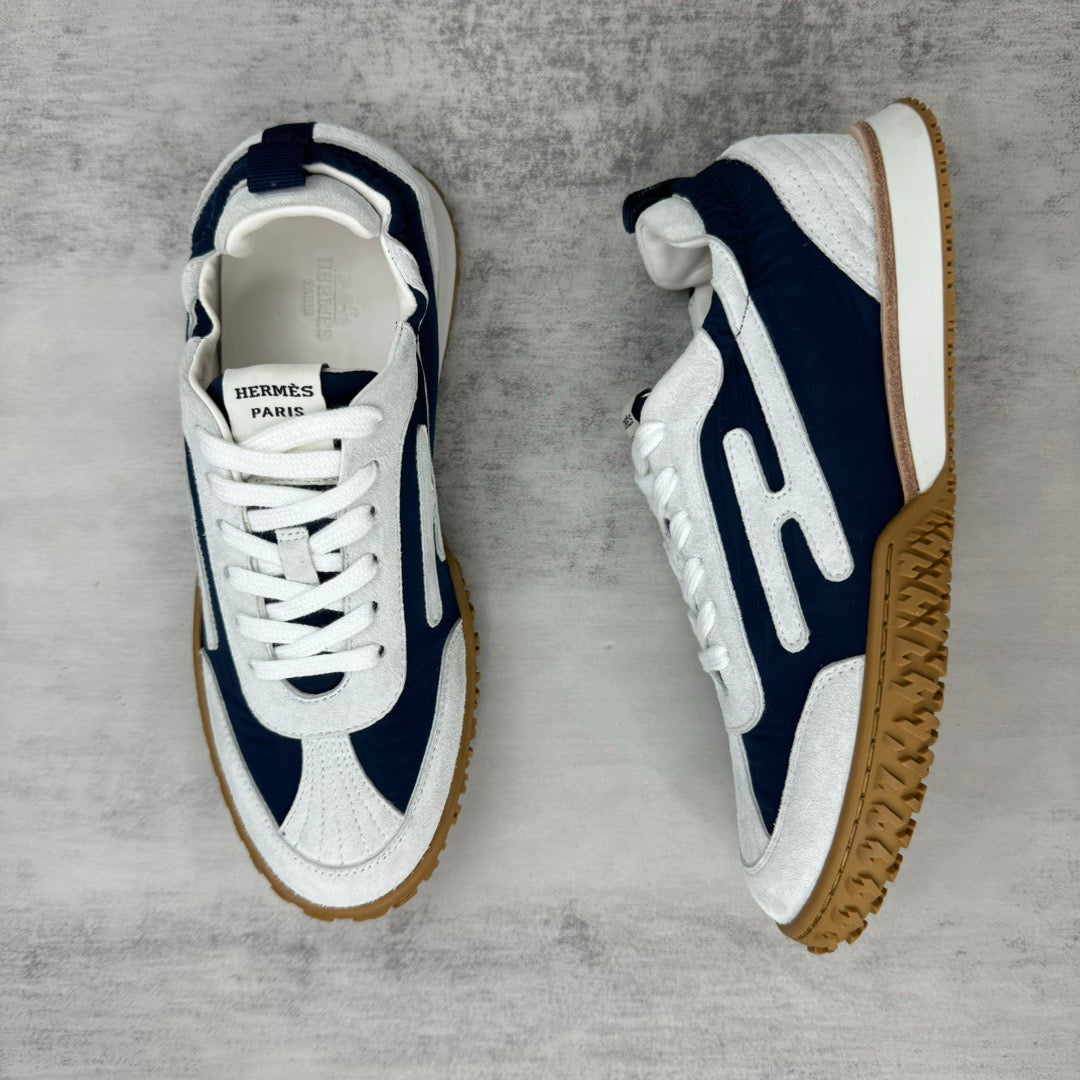 HM Men's Jet Sneaker White Blue Suede 656858