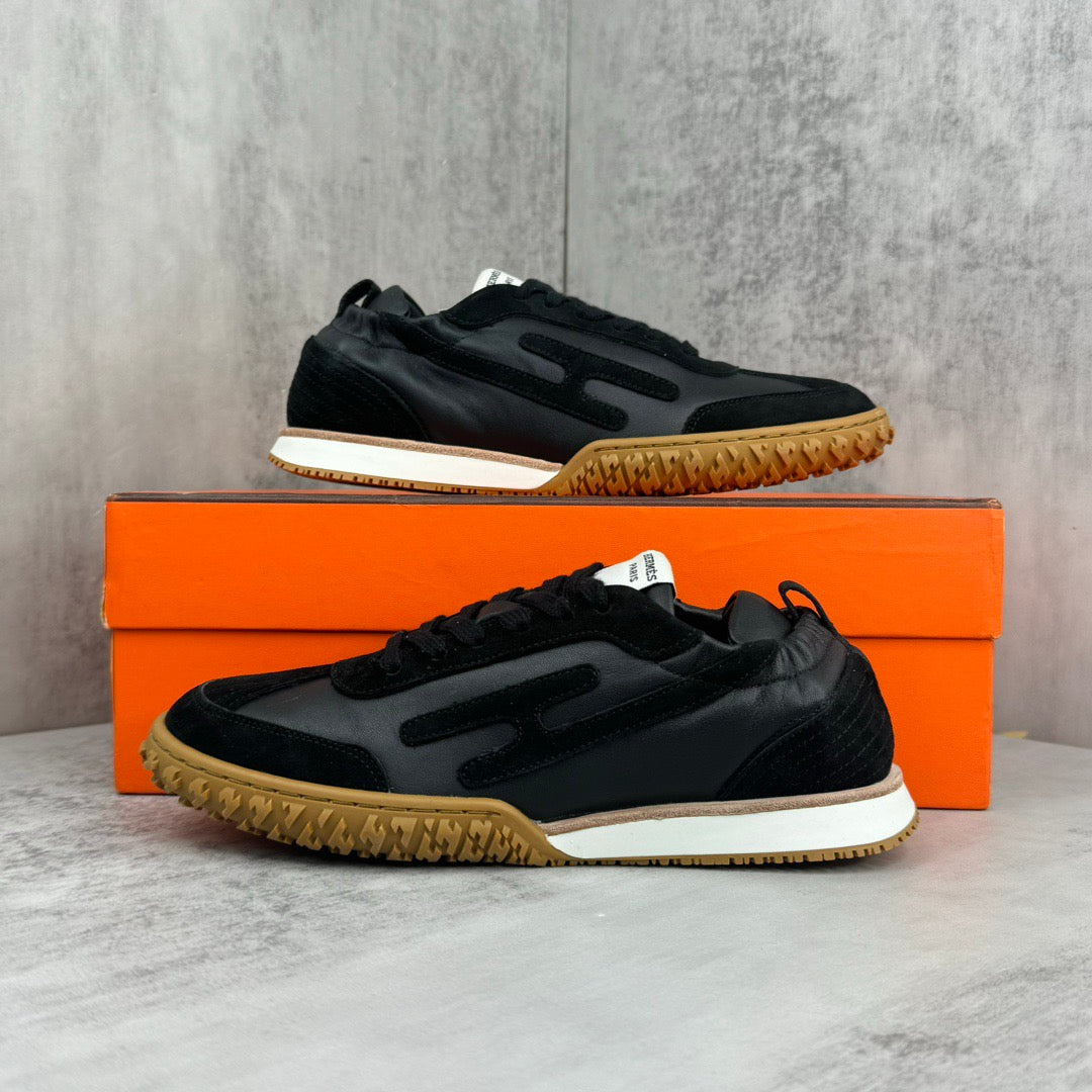 HM Men's Jet Sneaker Black Suede 656859