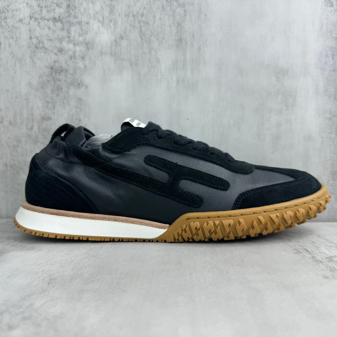 HM Men's Jet Sneaker Black Suede 656859