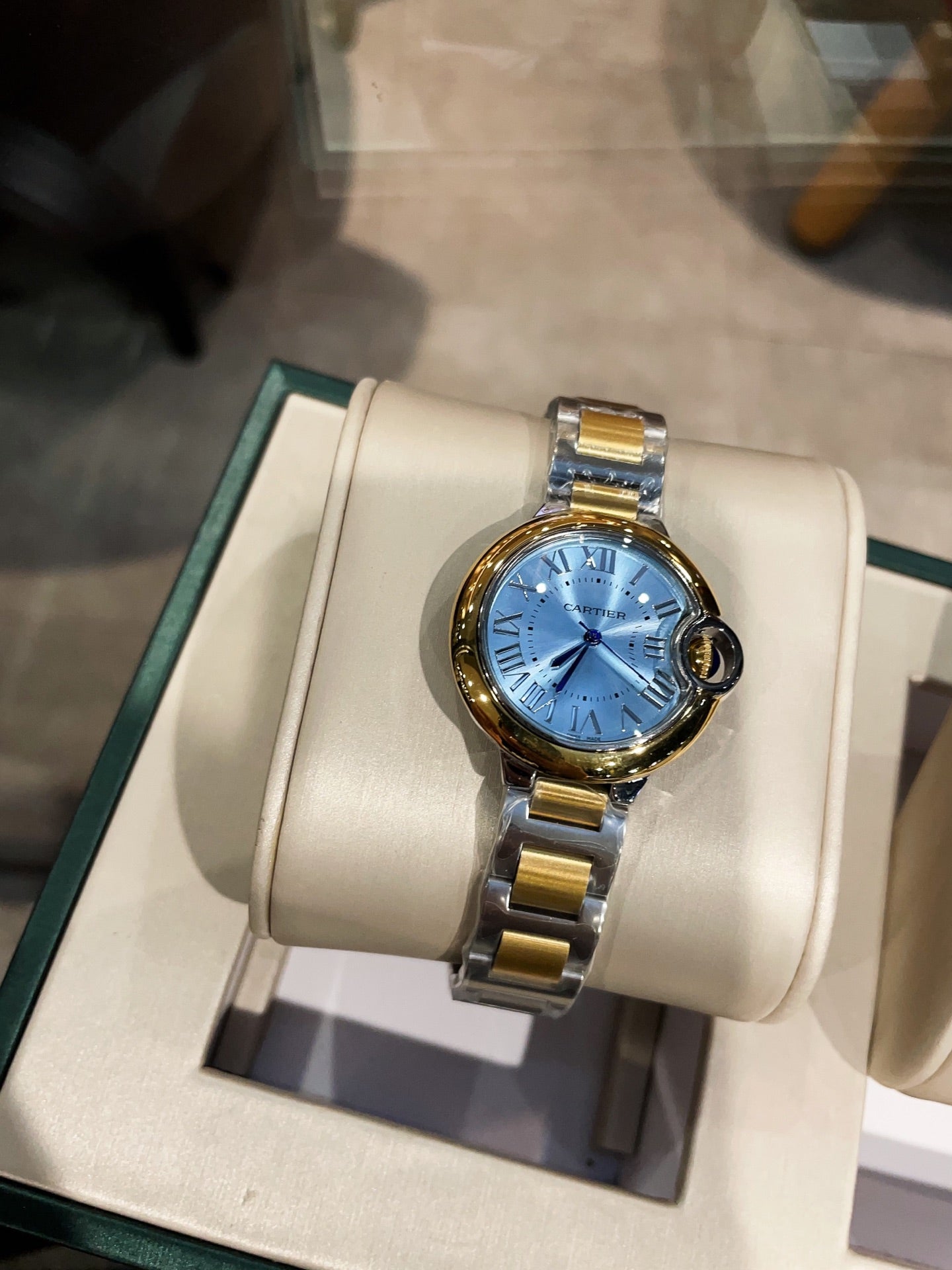 Cartier Balloon 33mm Quartz Silver Gold Bracelet