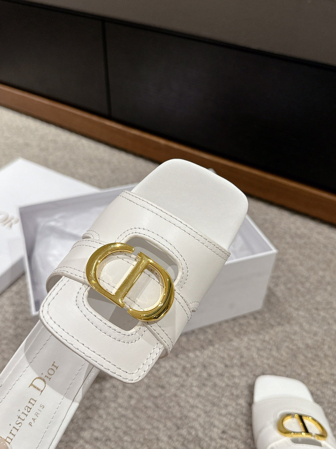 cd sandal mule 30 montaigne 35cm white calfskin