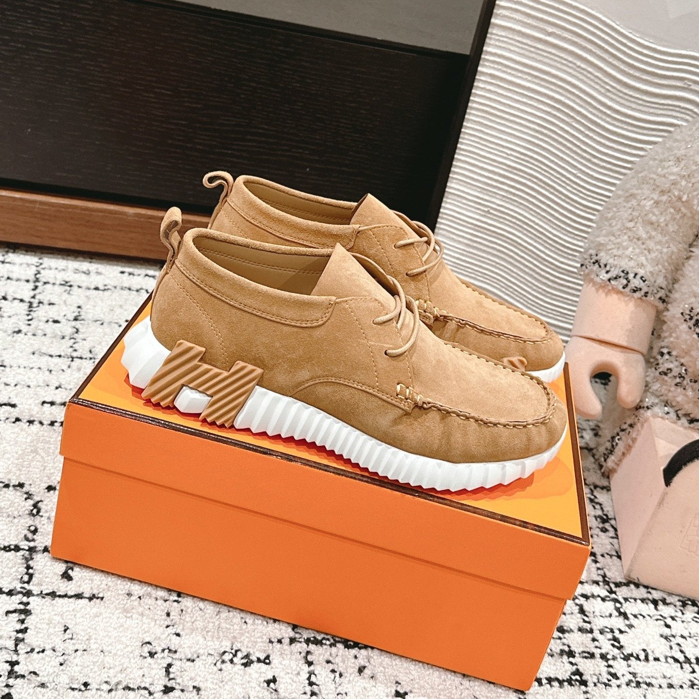 HM Increase Sneaker Dark Beige Suede 965676