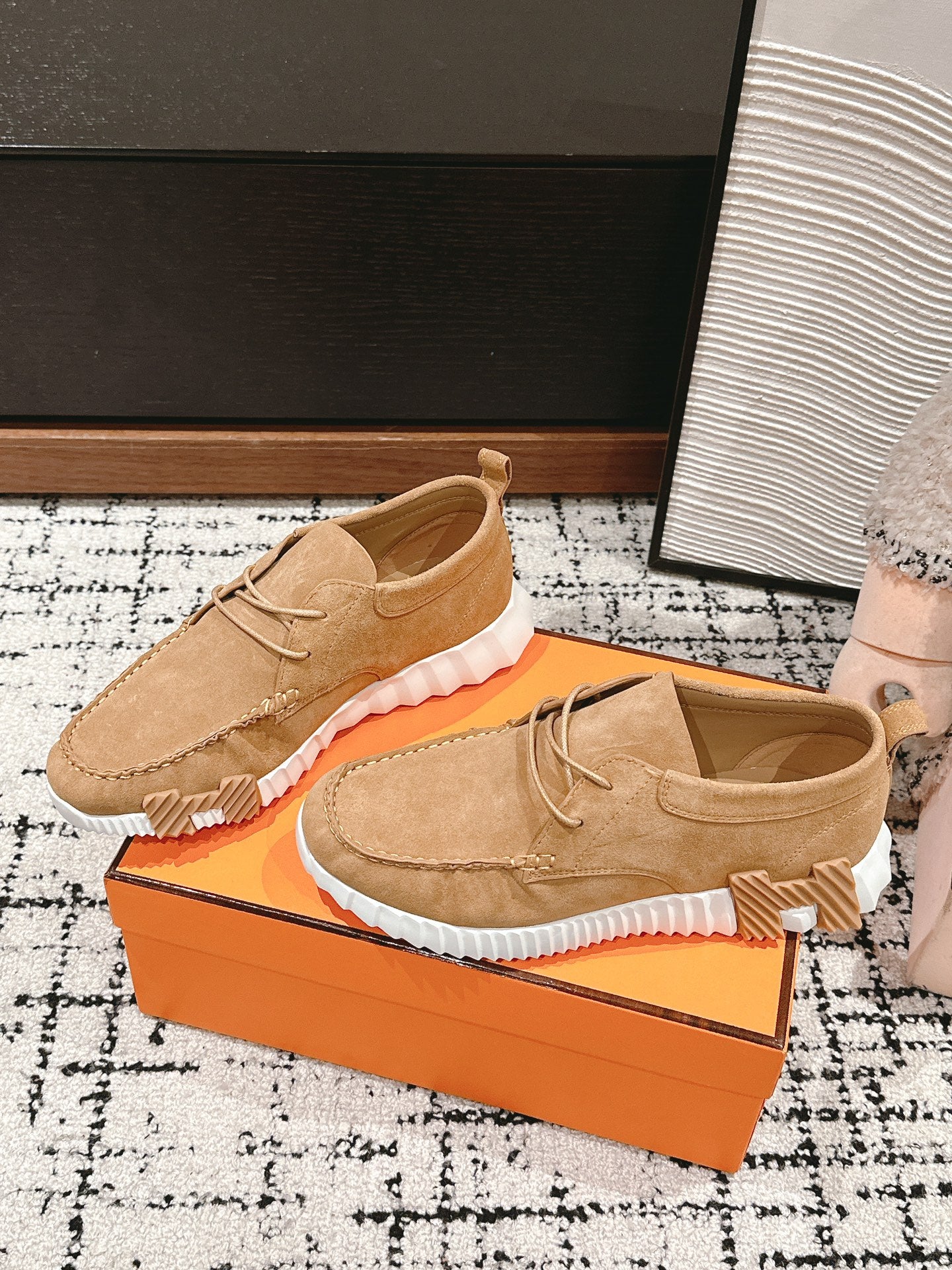 HM Increase Sneaker Dark Beige Suede 965676