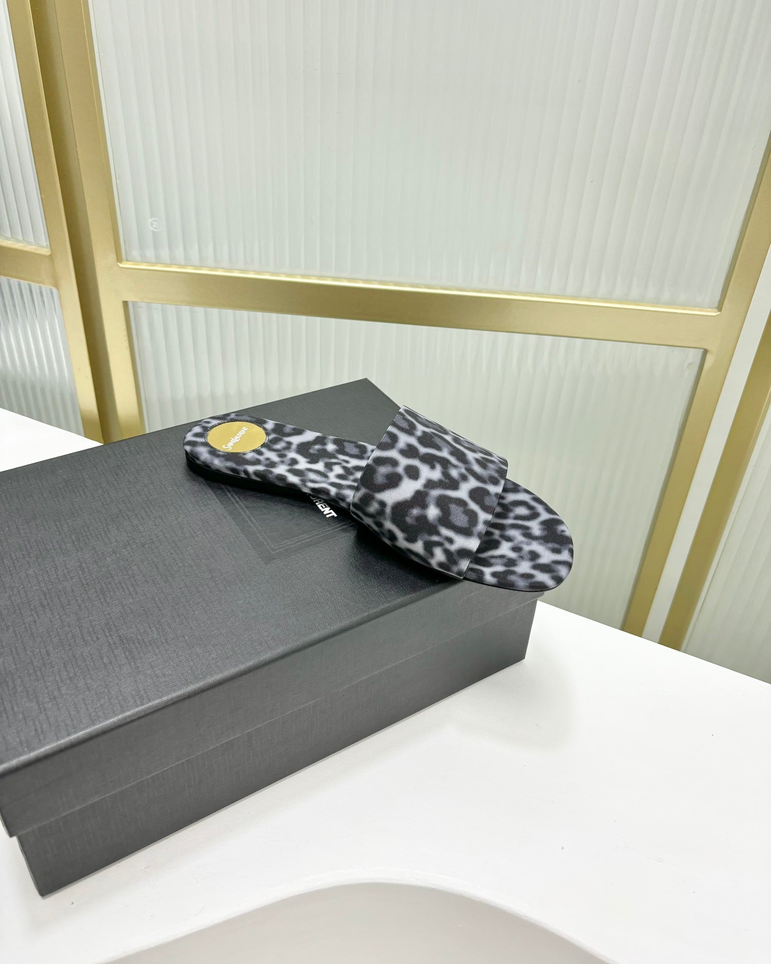 CARLYLE SLIDES IN LEOPARD GROSGRAIN BLACK WHITE