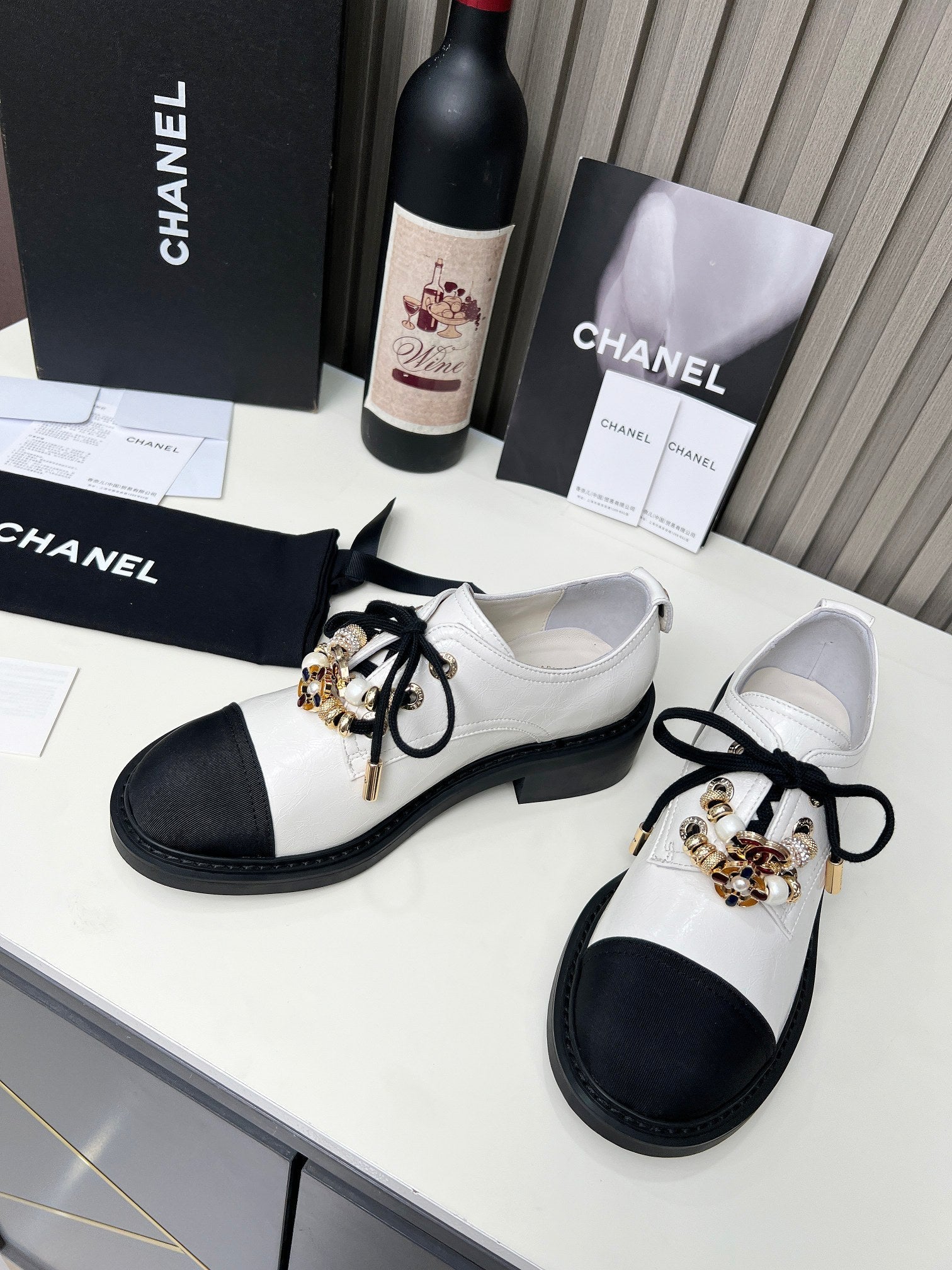 CC Shoe Oxford 50mm In White Black Calfskin And Lycra Fabric 944546