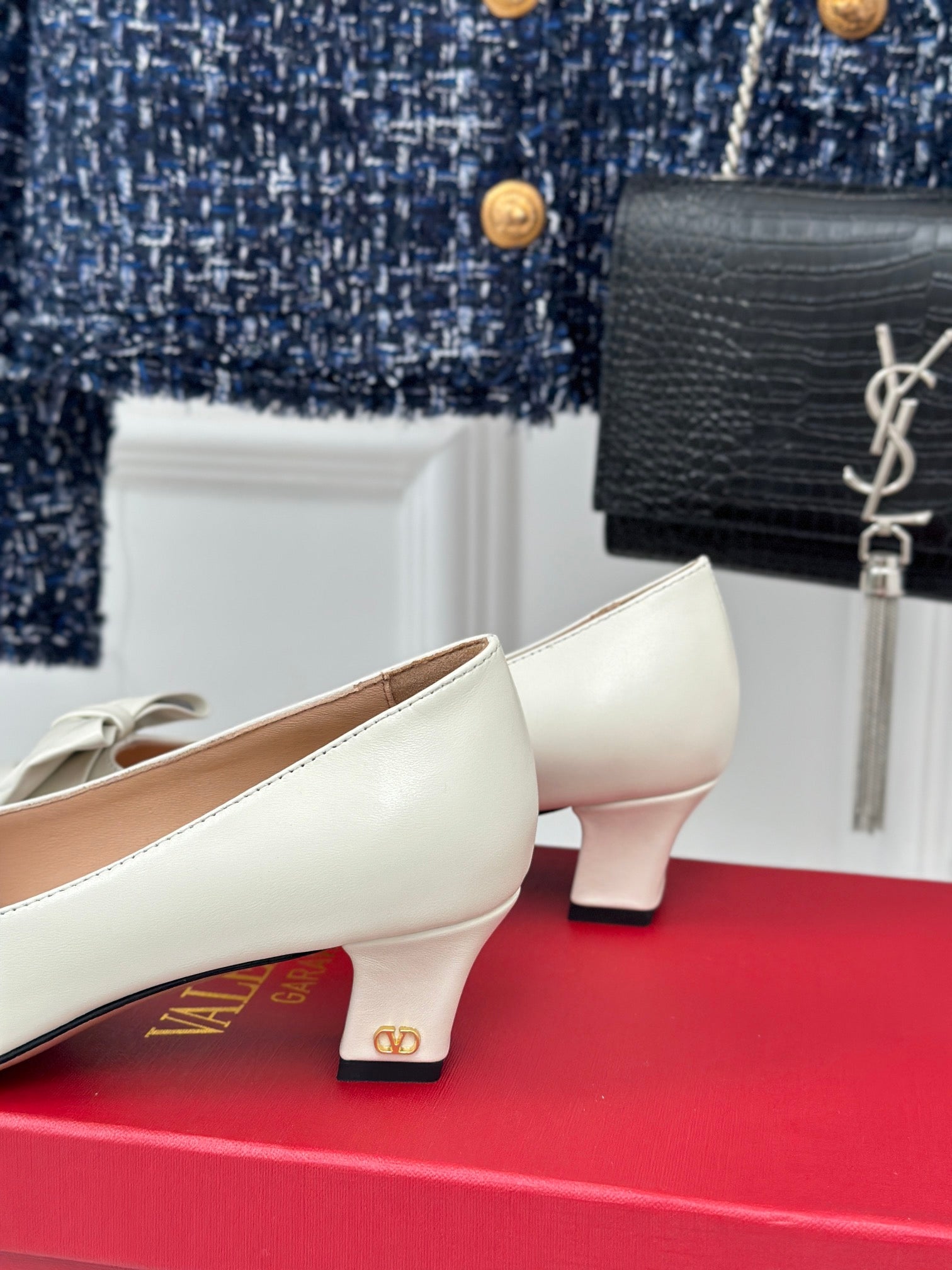 Bowow Pumps In Kidskin 40mm White Lambskin 989190