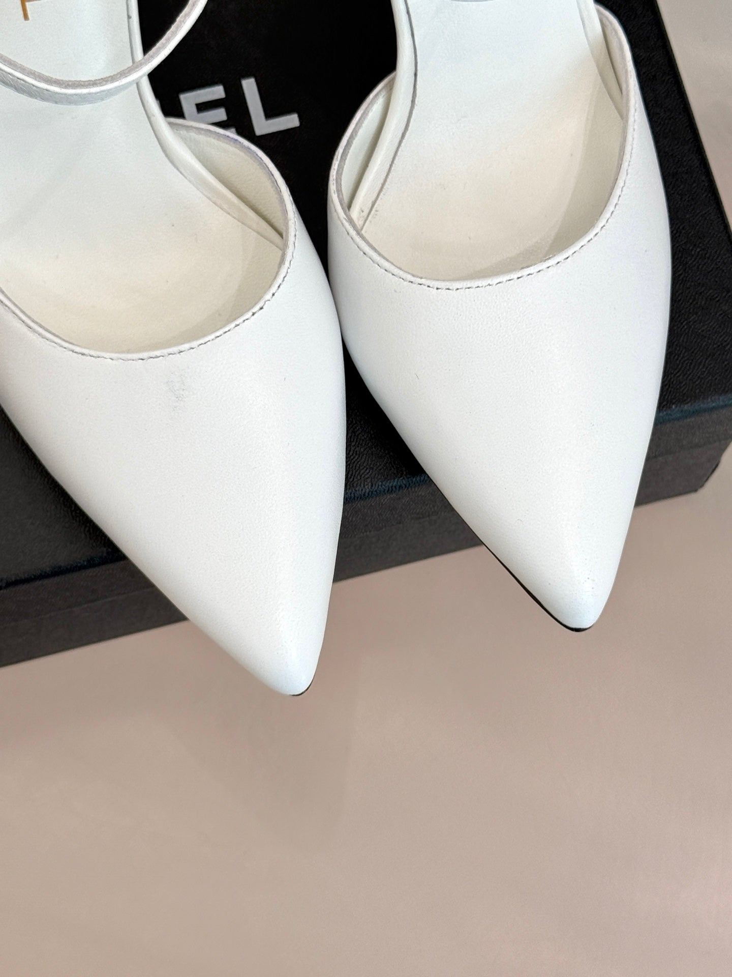 CC 25 Slingback White Lambskin 308651