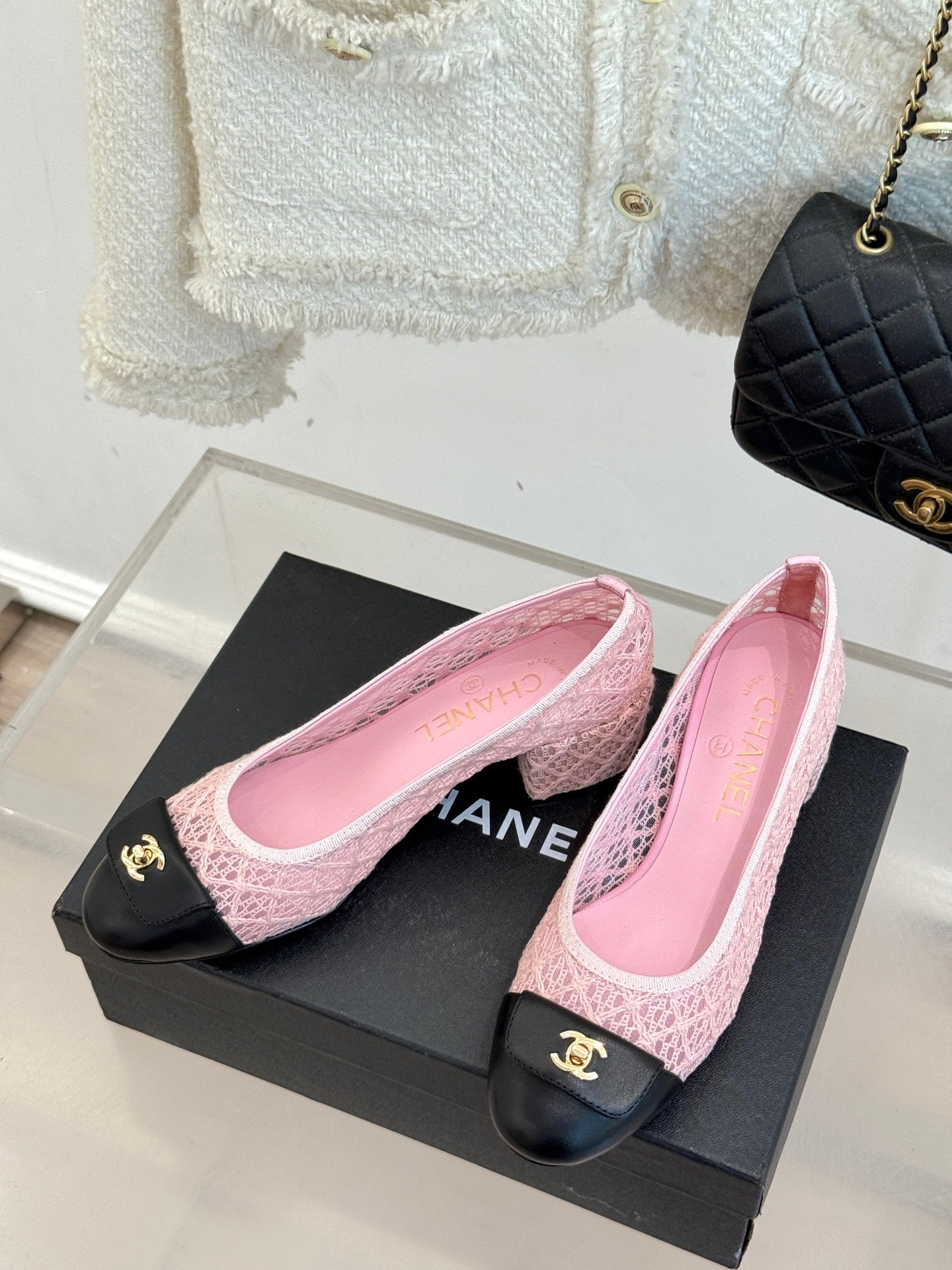 Chanel 25 Ballet Flat 50mm Pink Black Woven Lambskin 473052