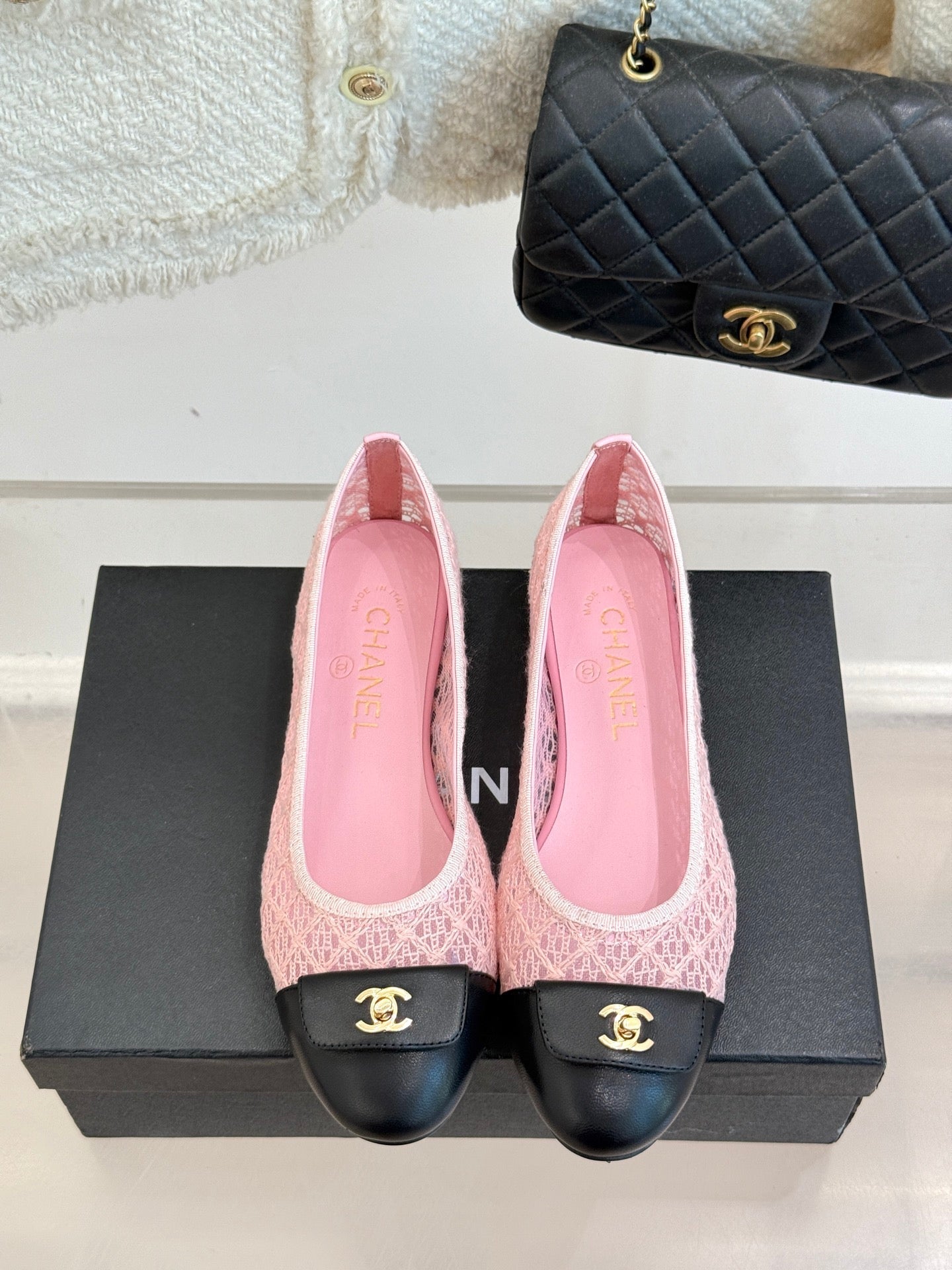 Chanel 25 Ballet Flat Pink Black Woven Lambskin 473054