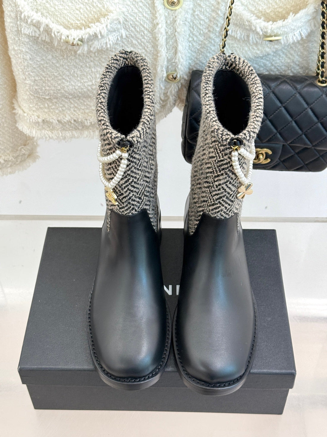 Chanel 25 Four-Leaf Clover Pearls Double C Boots Black Grey Woven Sheepskin 465404