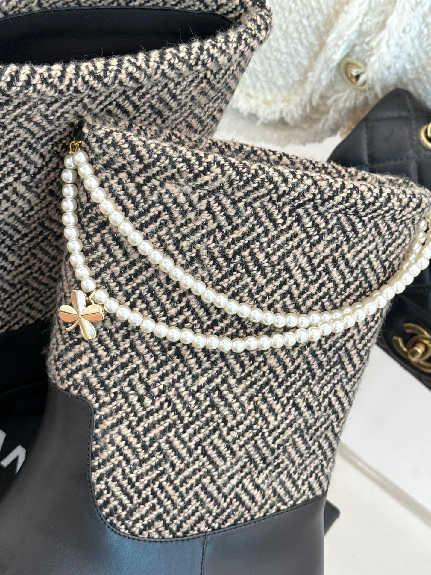 Chanel 25 Four-Leaf Clover Pearls Double C Boots Black Grey Woven Sheepskin 465404