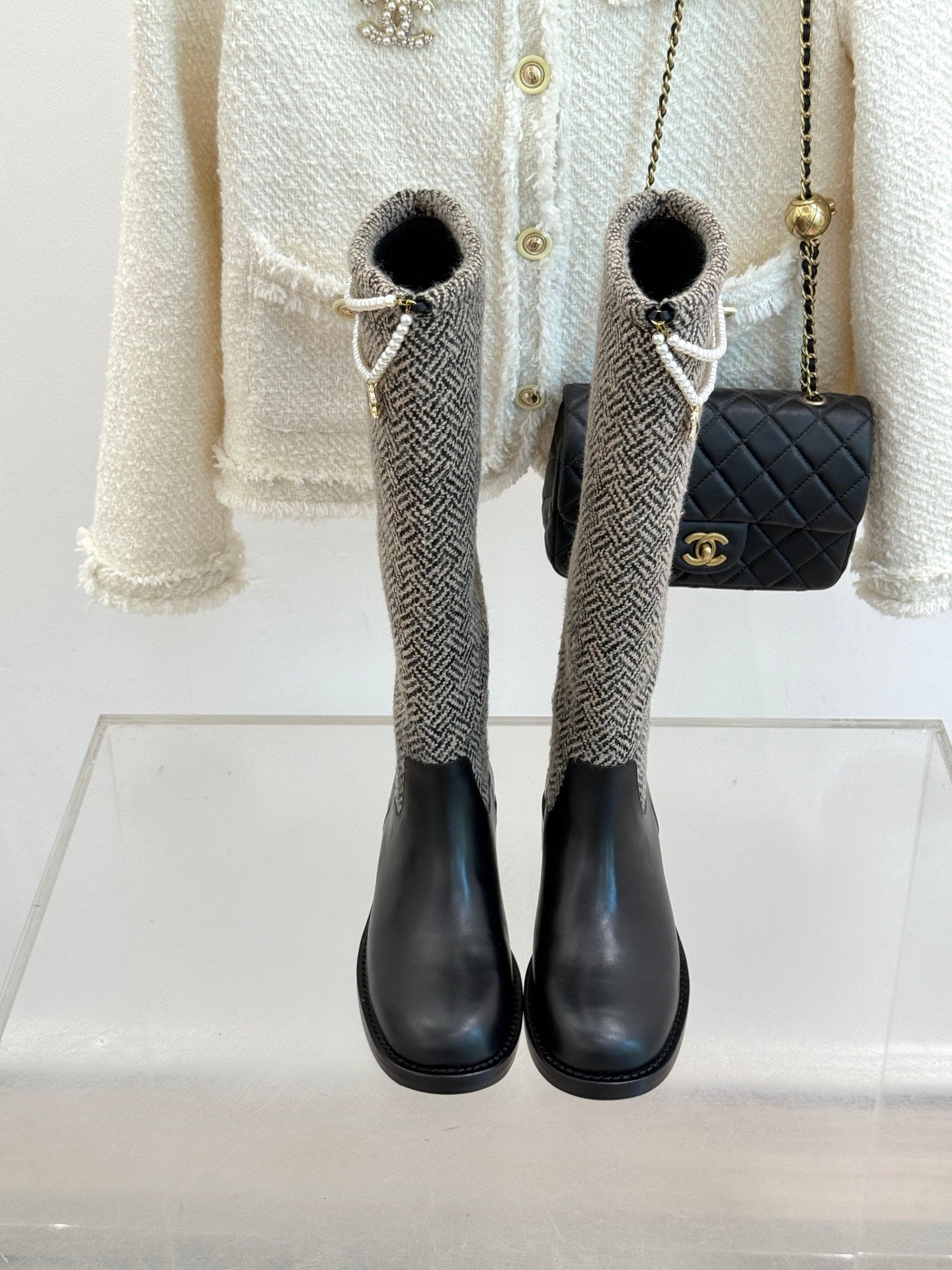 Chanel 25 Four-Leaf Clover Pearls Double C Long Boots Black Grey Woven Sheepskin 465406