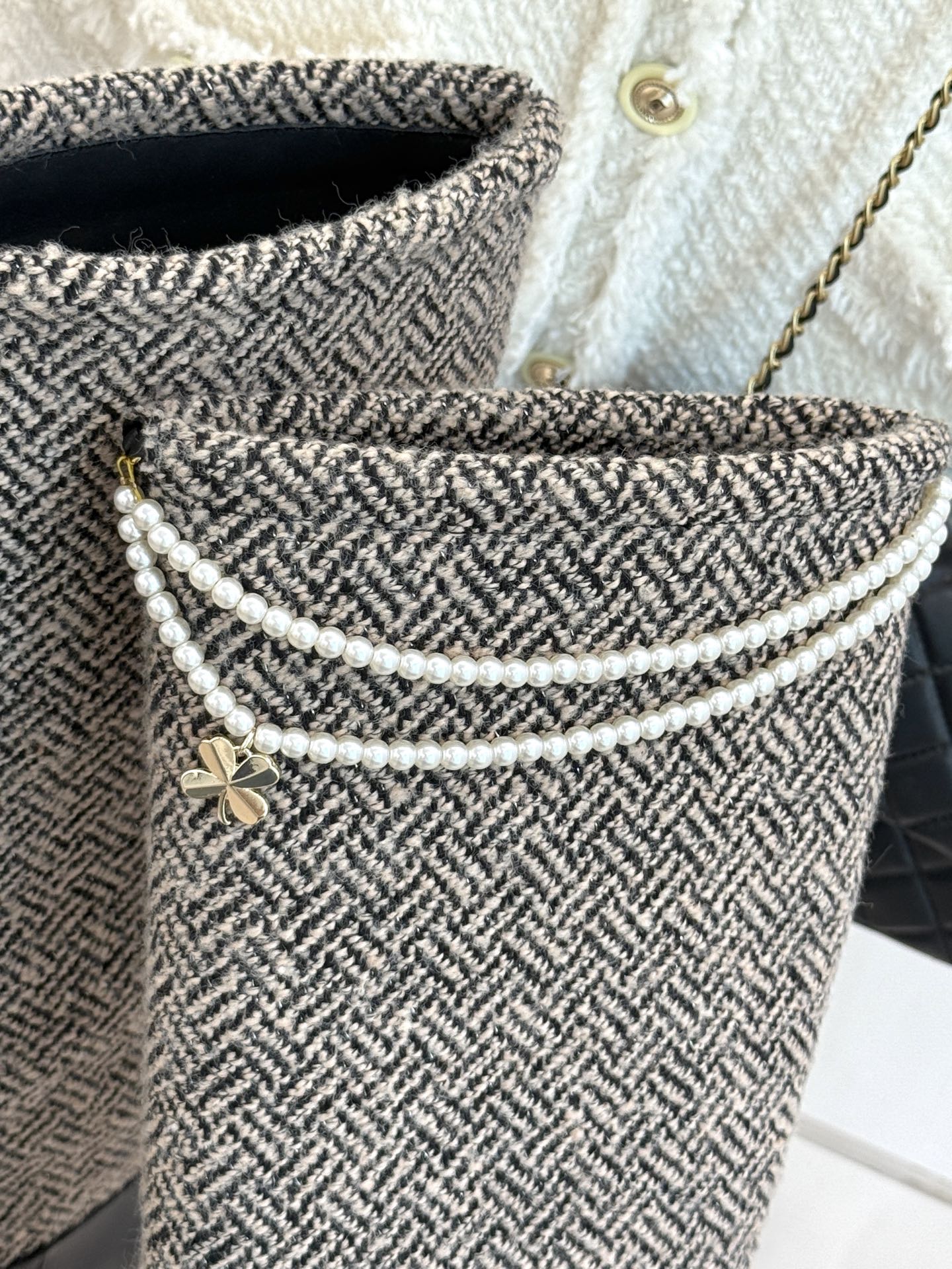 Chanel 25 Four-Leaf Clover Pearls Double C Long Boots Black Grey Woven Sheepskin 465406