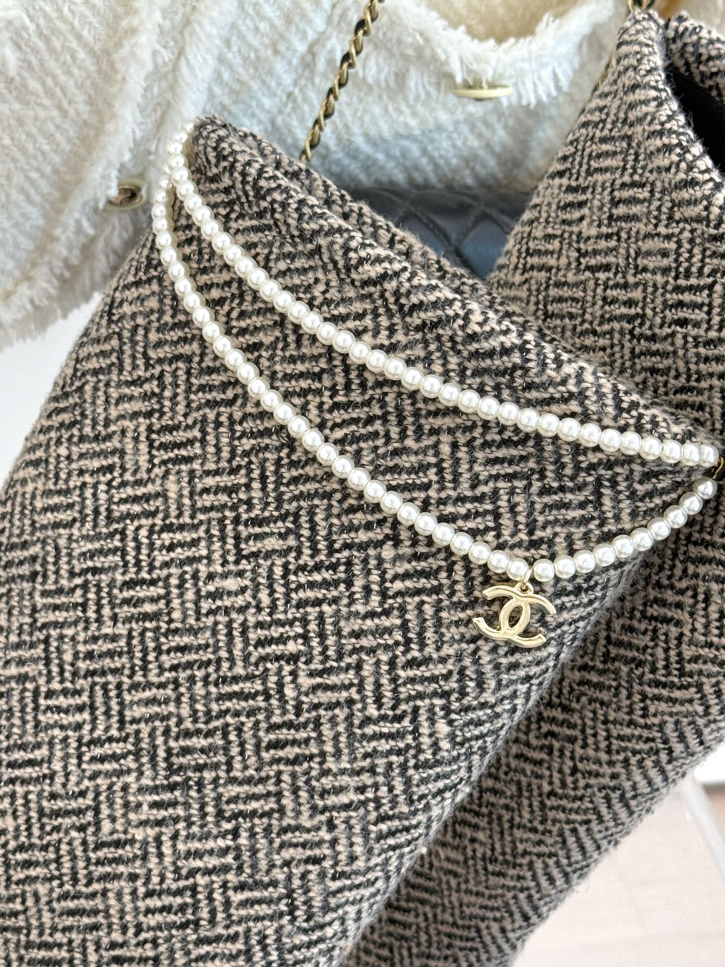 Chanel 25 Four-Leaf Clover Pearls Double C Long Boots Black Grey Woven Sheepskin 465406