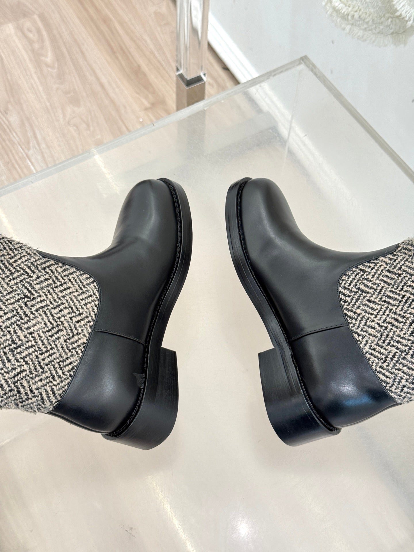 Chanel 25 Four-Leaf Clover Pearls Double C Long Boots Black Grey Woven Sheepskin 465406