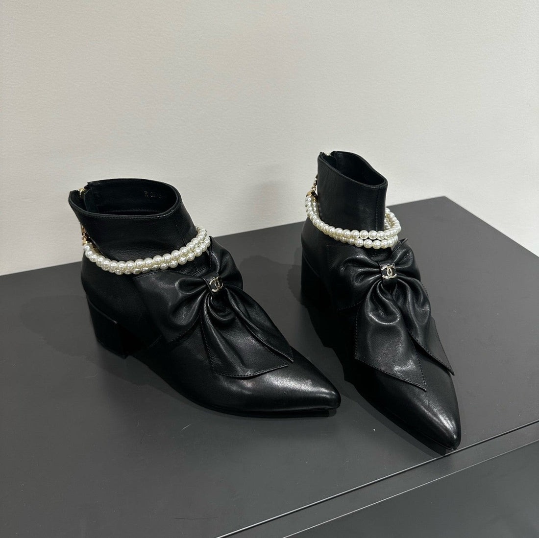 CC Ankle Boots Black Bow Tie Cowhide