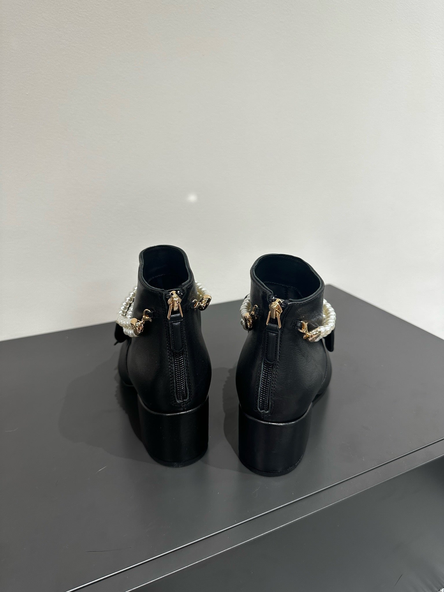 CC Ankle Boots Black Bow Tie Cowhide