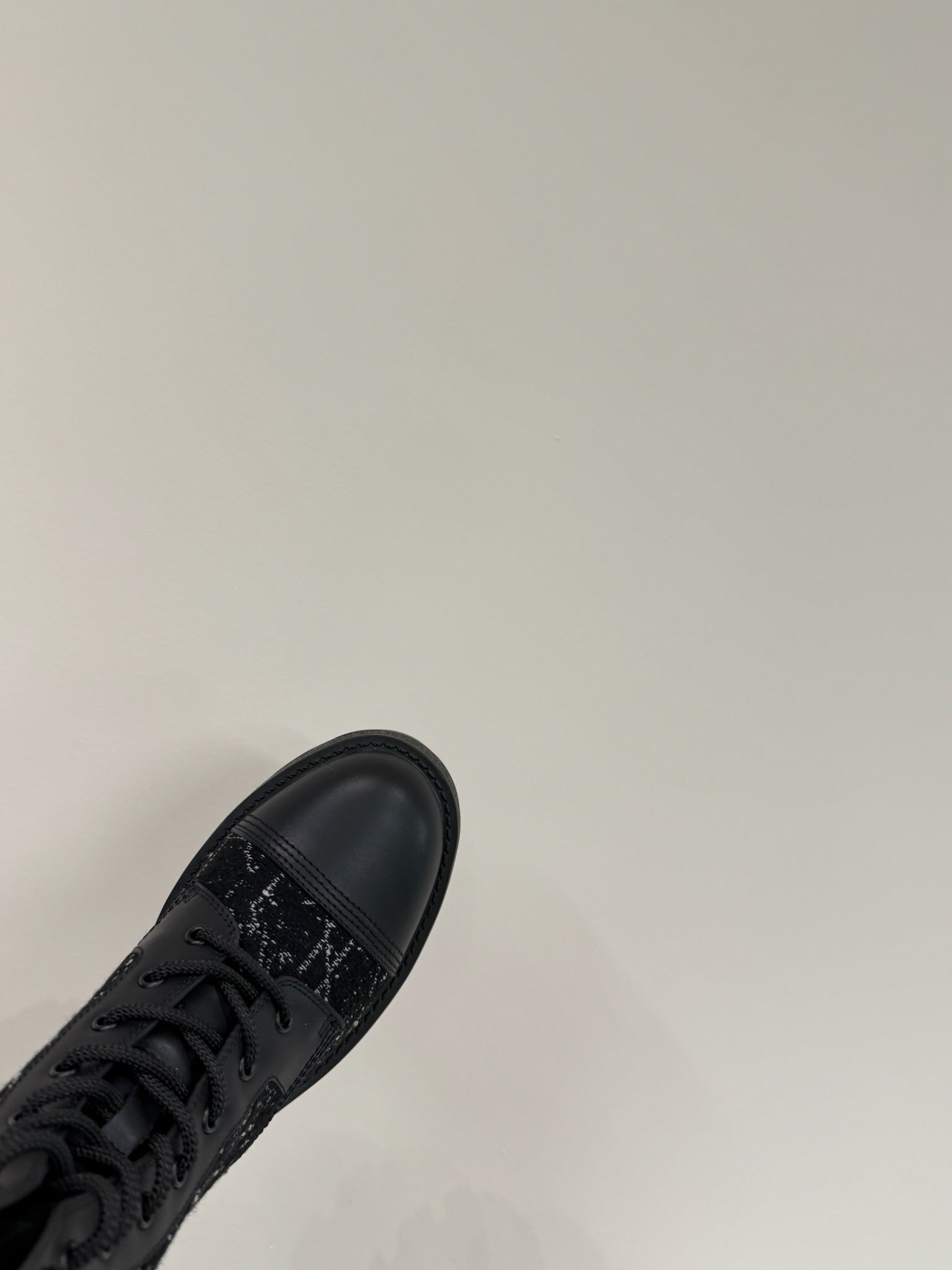 CD D-Unit Ankle Boot In Black Tweed And Cowhide 109609