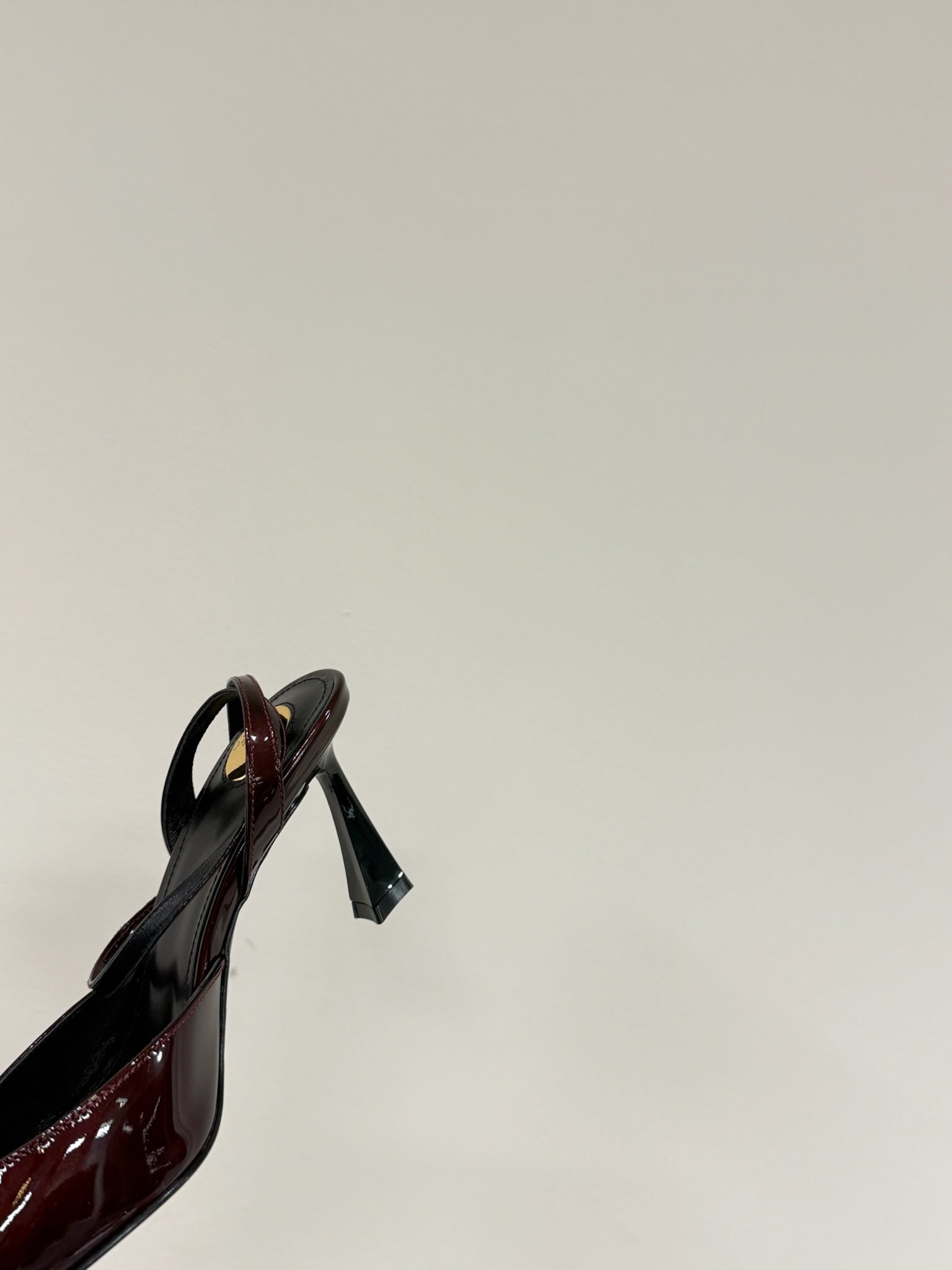 AIMÃ‰E SLINGBACK PUMPS IN WINE RED GLOSSY LAMBSKIN