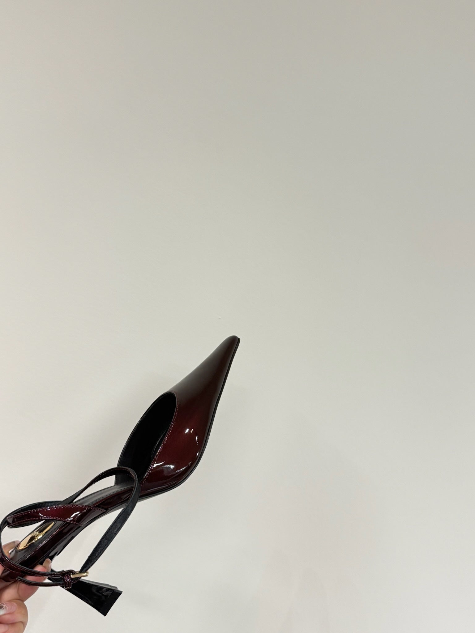 AIMÃ‰E SLINGBACK PUMPS IN WINE RED GLOSSY LAMBSKIN