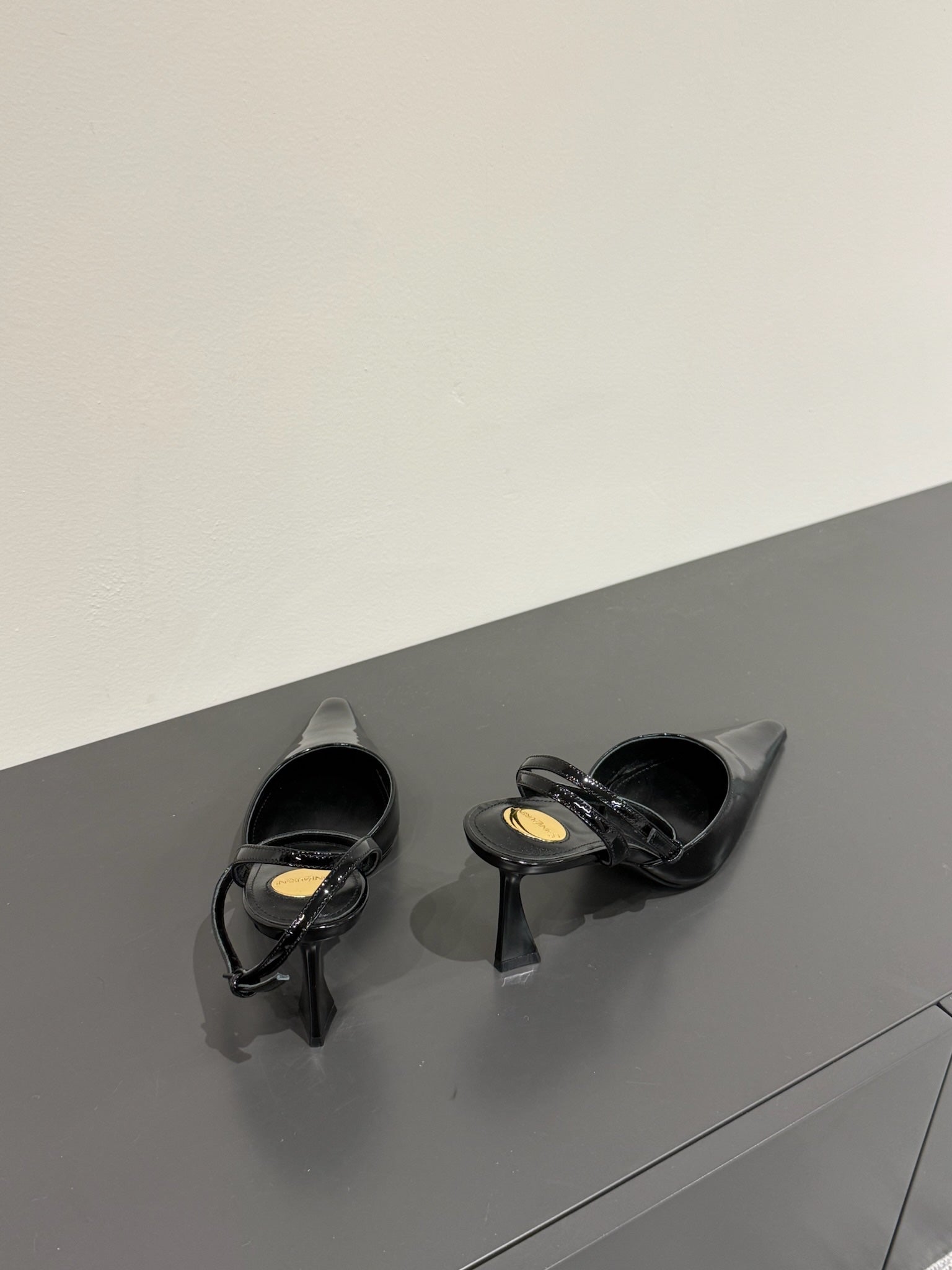 AIMÃ‰E SLINGBACK PUMPS IN BLACK GLOSSY LAMBSKIN