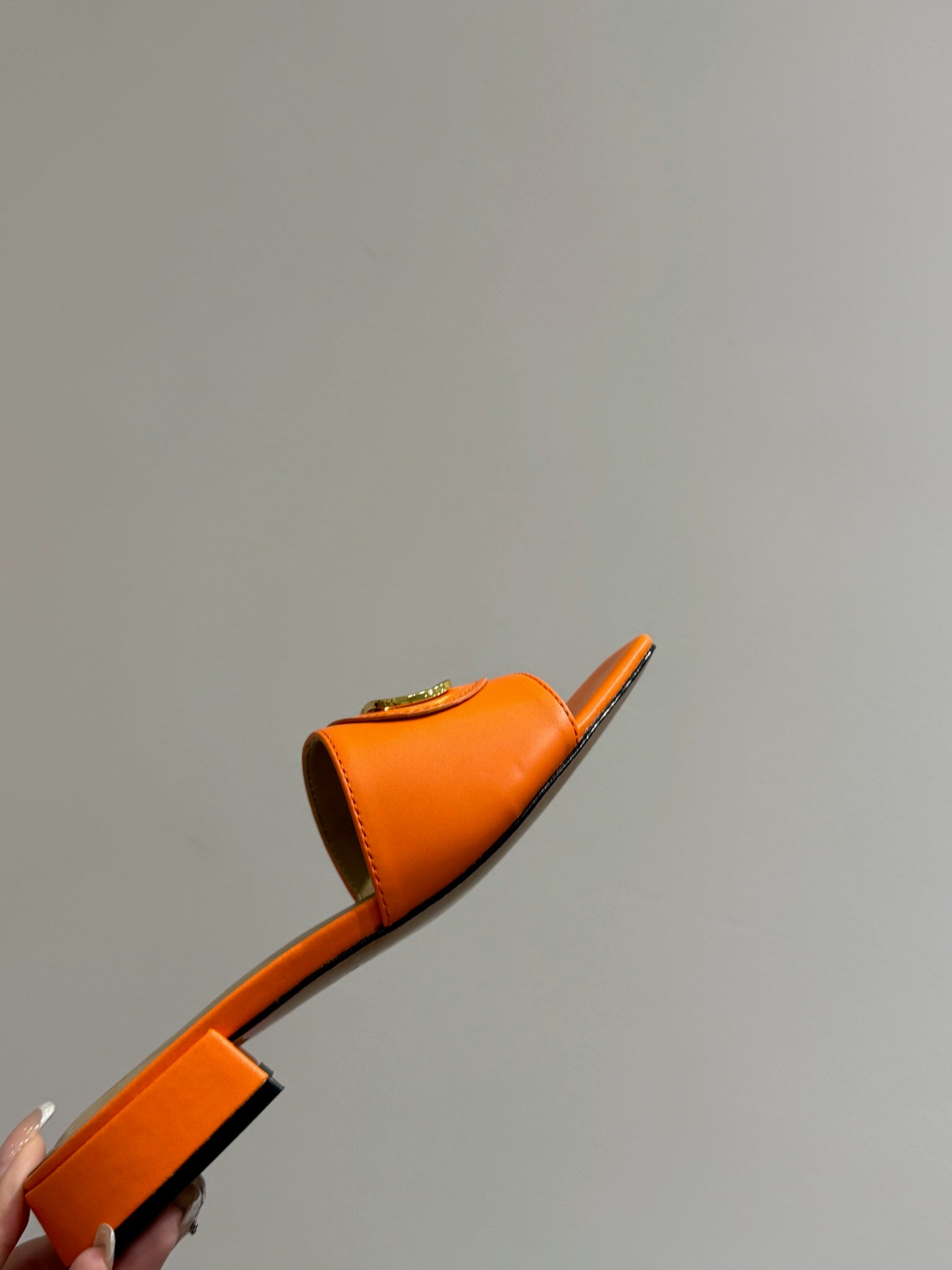 VT 25 Vlogo Slides 2cm Orange Cowhide 337915