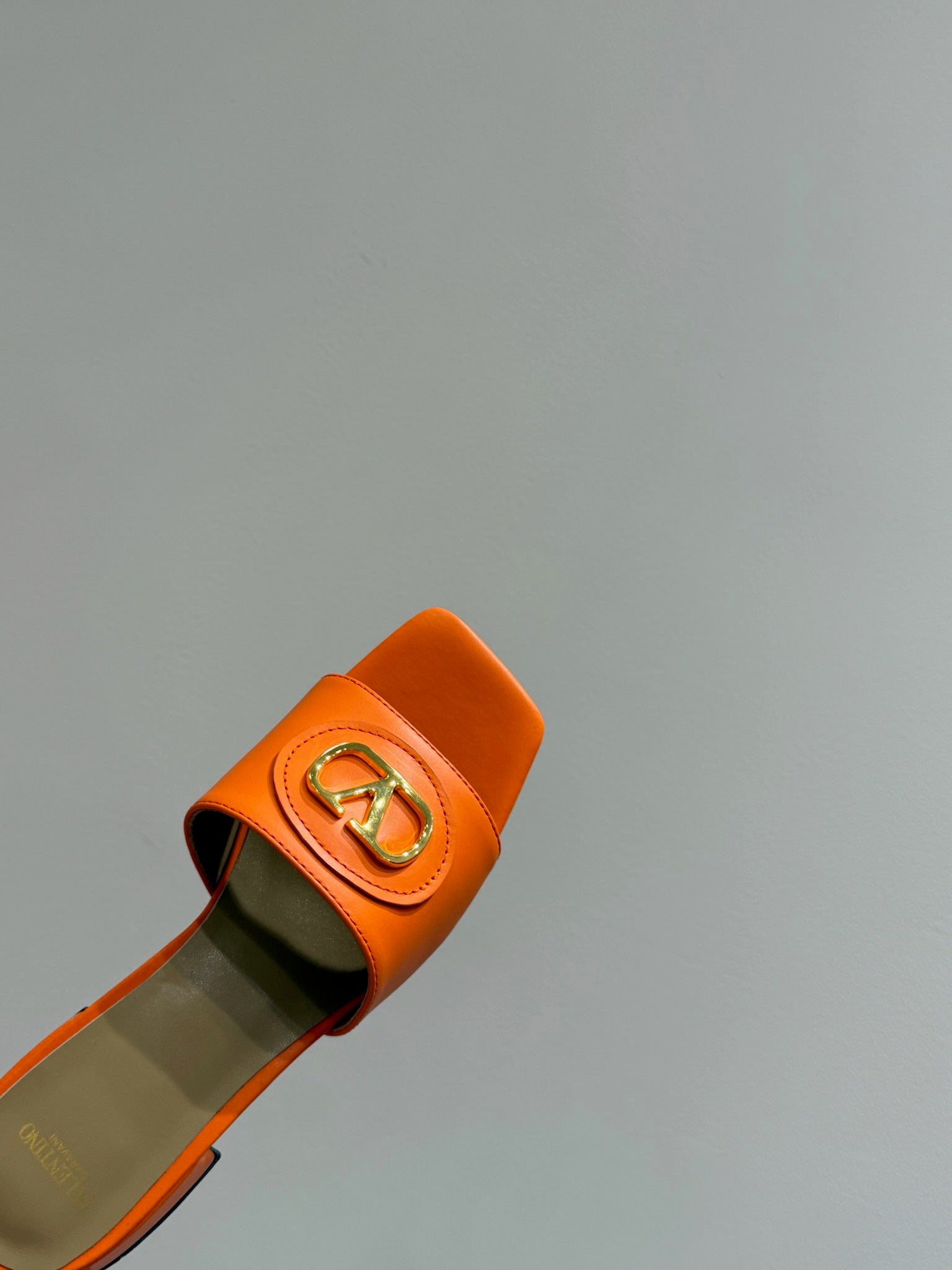 VT 25 Vlogo Slides 2cm Orange Cowhide 337915