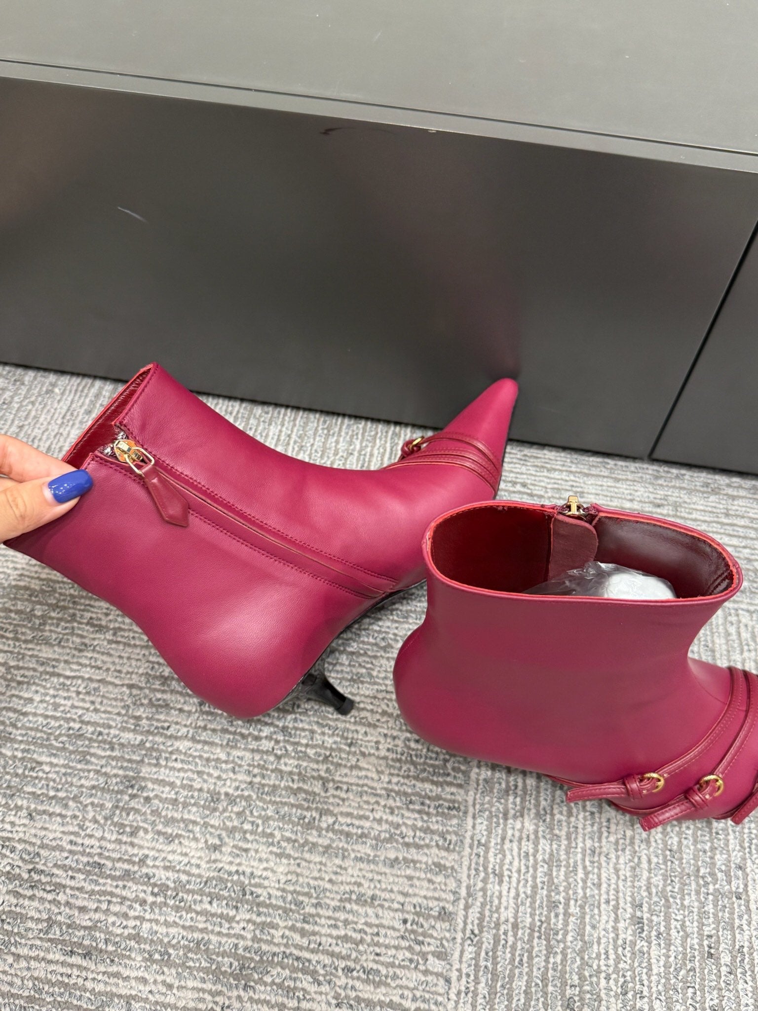 Miu 40 short boots deep magenta or berry cowhide 417983