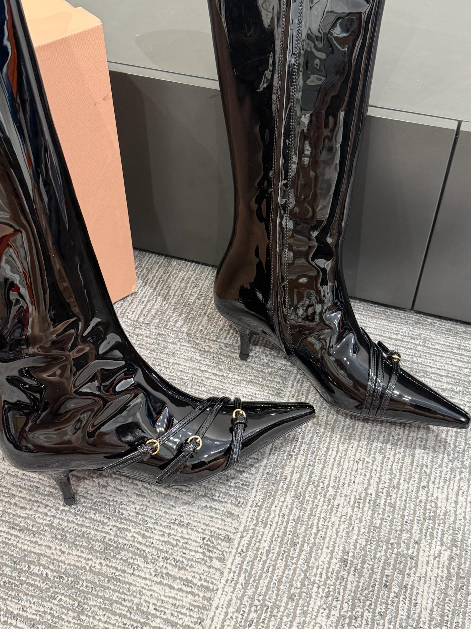 Miu 40 knee high boots black patent leather