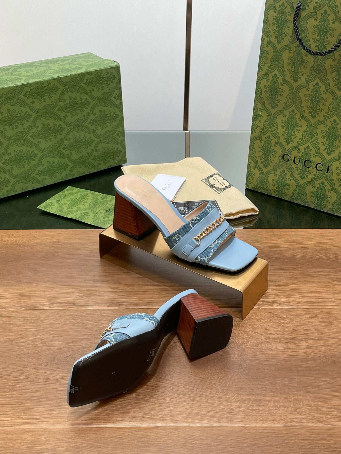 GG SIGNORIA SLIDE SANDAL SKY DENIM