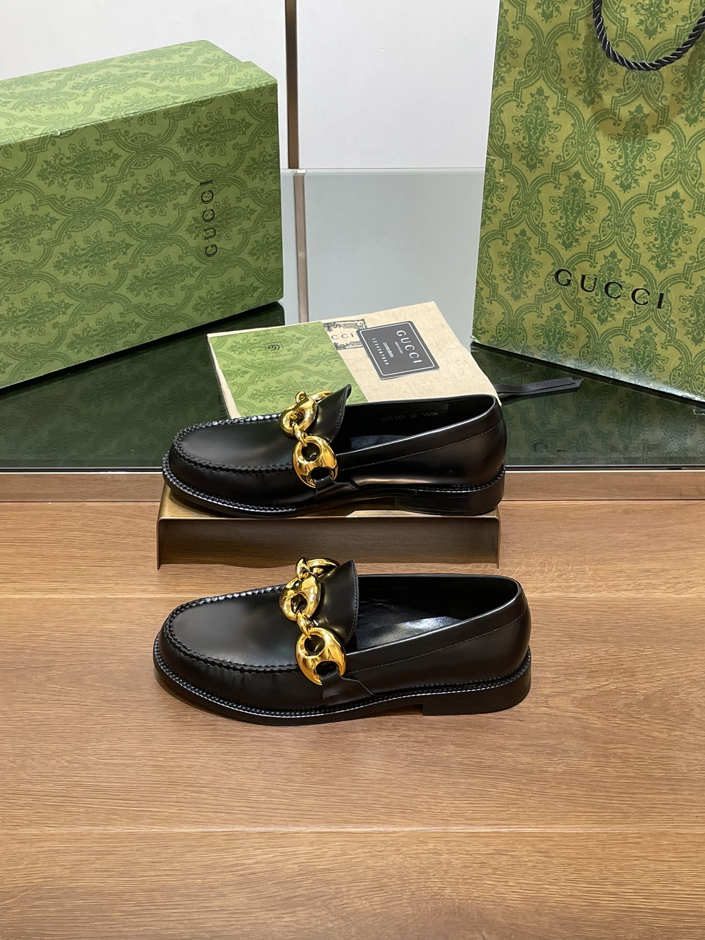 GG LOAFER SHOES IN BLACK CALFSKIN