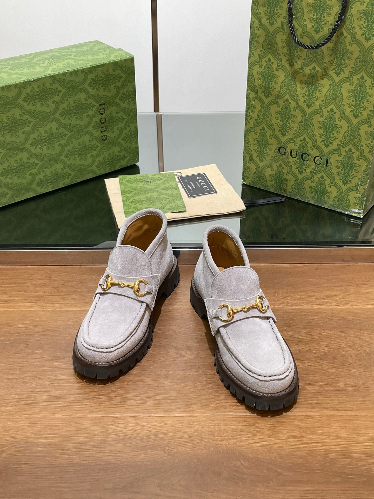 GG WOMEN'S HORSEBIT ANKLE BOOT IN KHAKI BROWN SUEDE