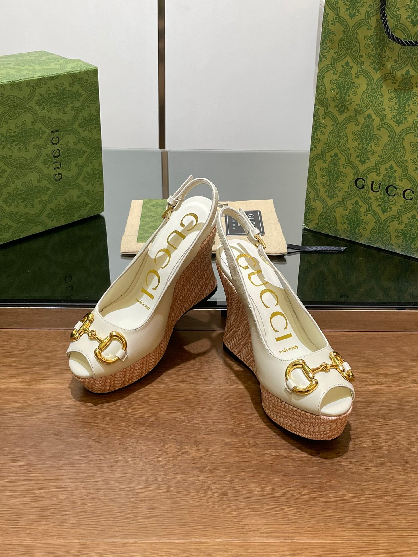 GG WEDGE PLATFORM IN WHITE CALFSKIN