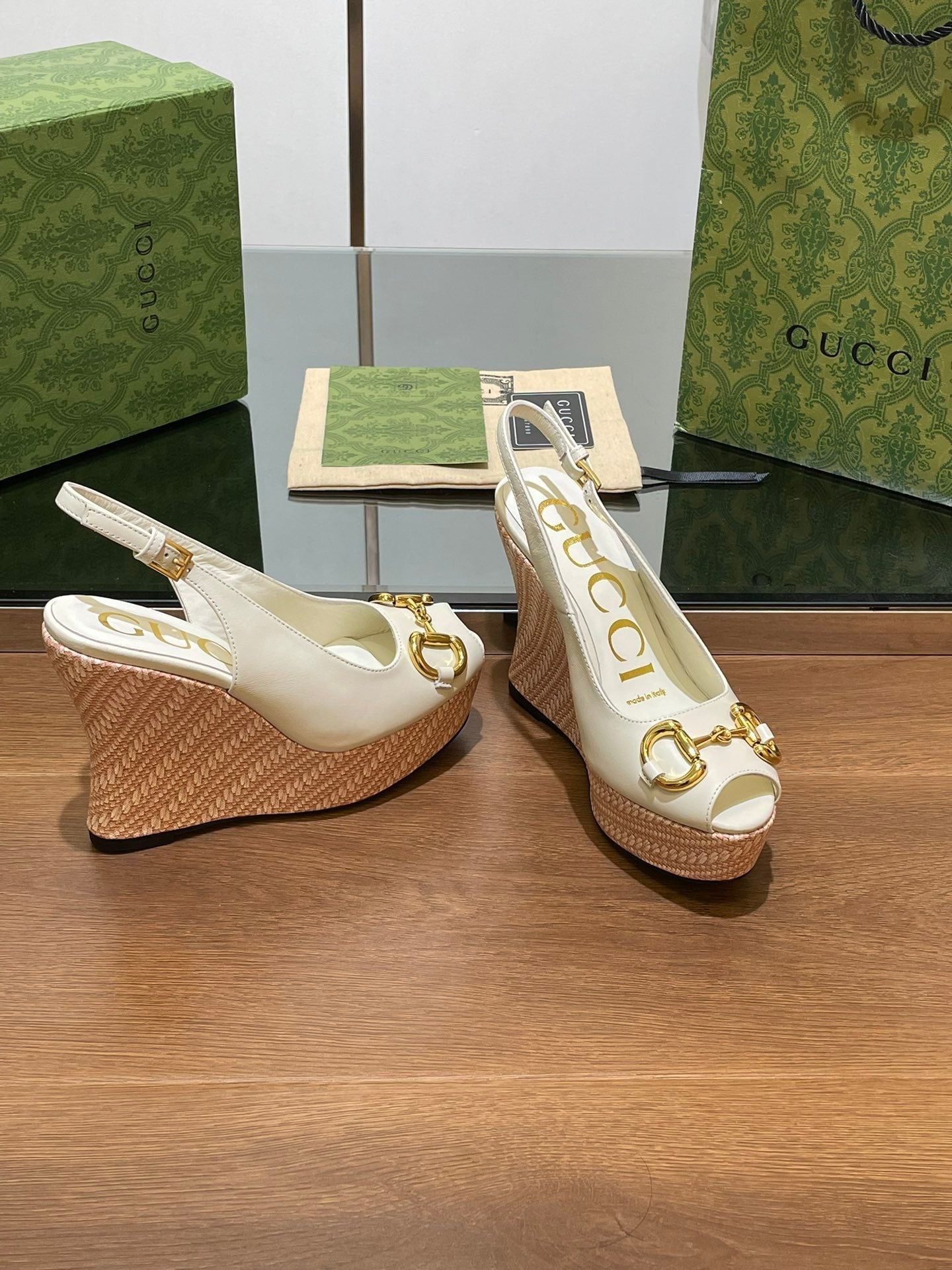 GG WEDGE PLATFORM IN WHITE CALFSKIN