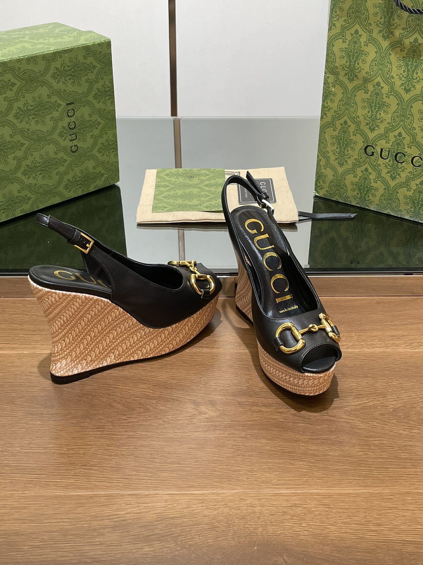 GG WEDGE PLATFORM IN BLACK CALFSKIN