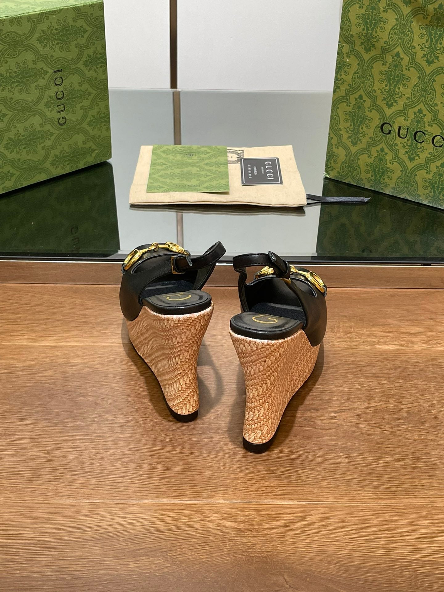 GG WEDGE PLATFORM IN BLACK CALFSKIN