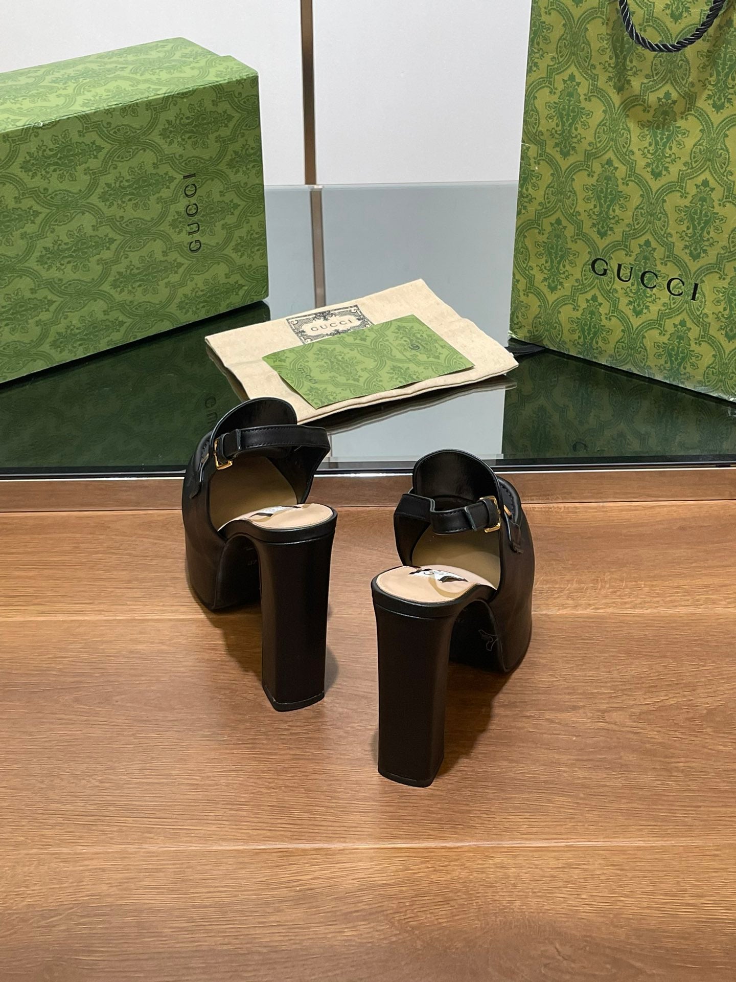 GG WOMEN'S HORSEBIT PLATFORM SLINGBACK IN BLACK CALFSKIN