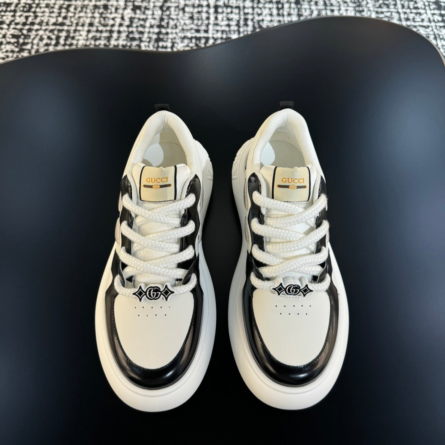 GG Men's Sneaker White Black Cowhide 527025