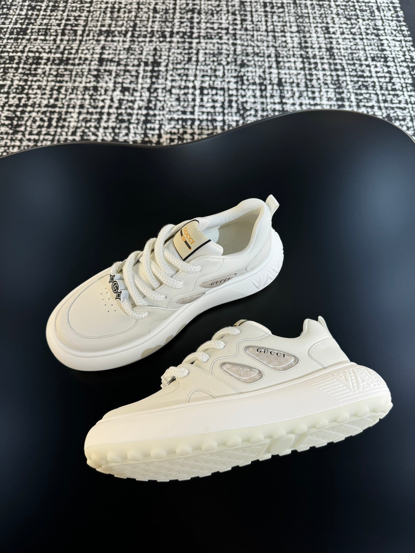 GG Men's Sneaker White Cowhide 527028