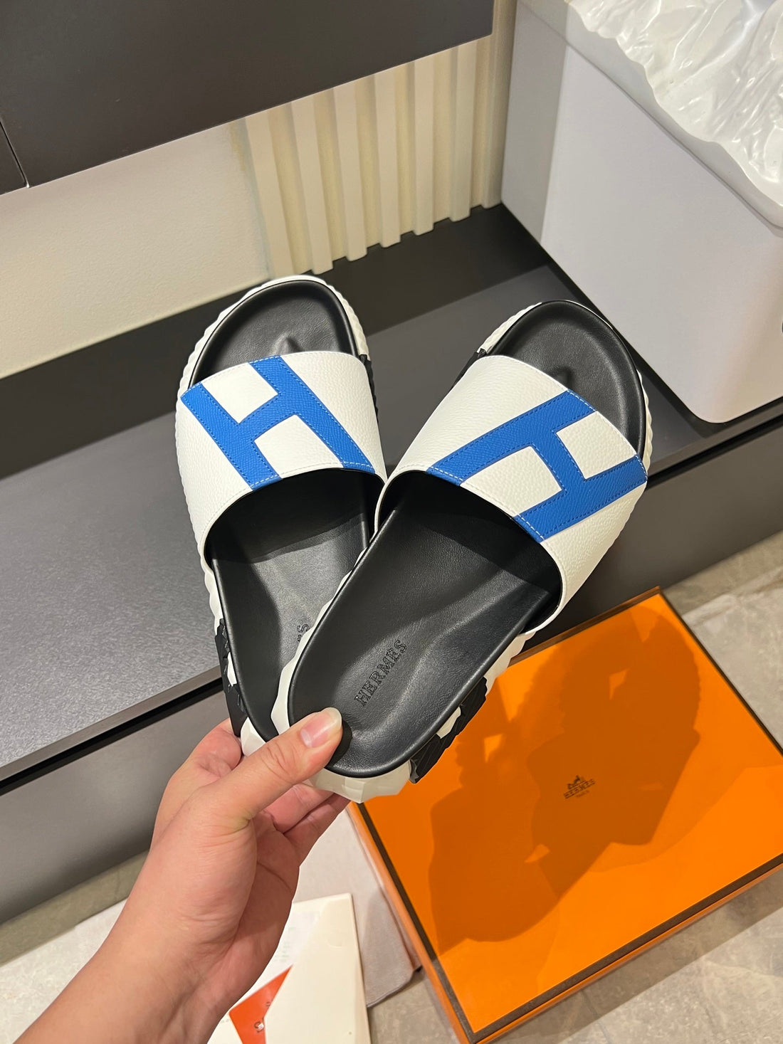 HM Men's Slide White Cowhide 590804