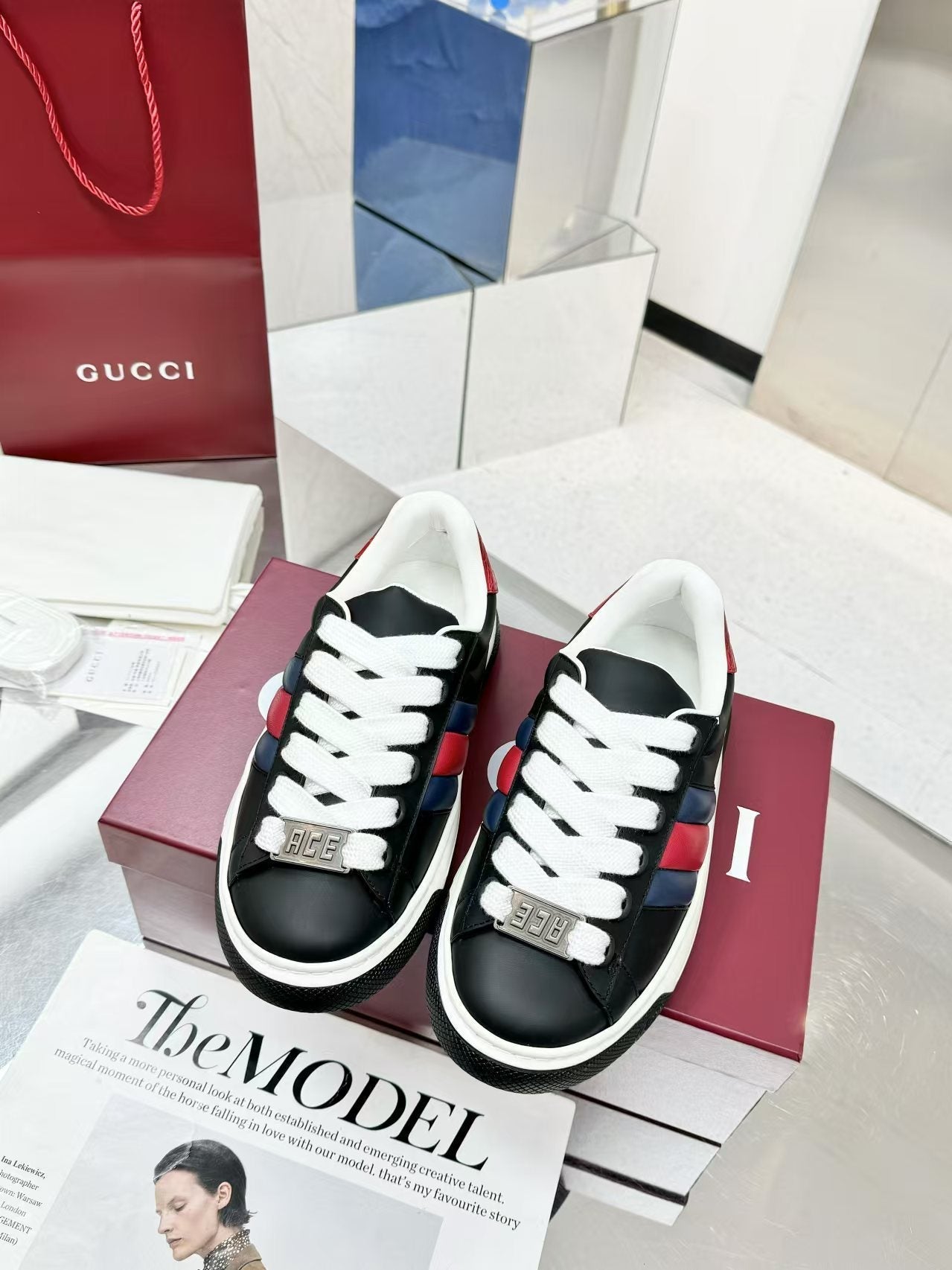 GG Men's ACE Sneaker Black Cowhide 574739