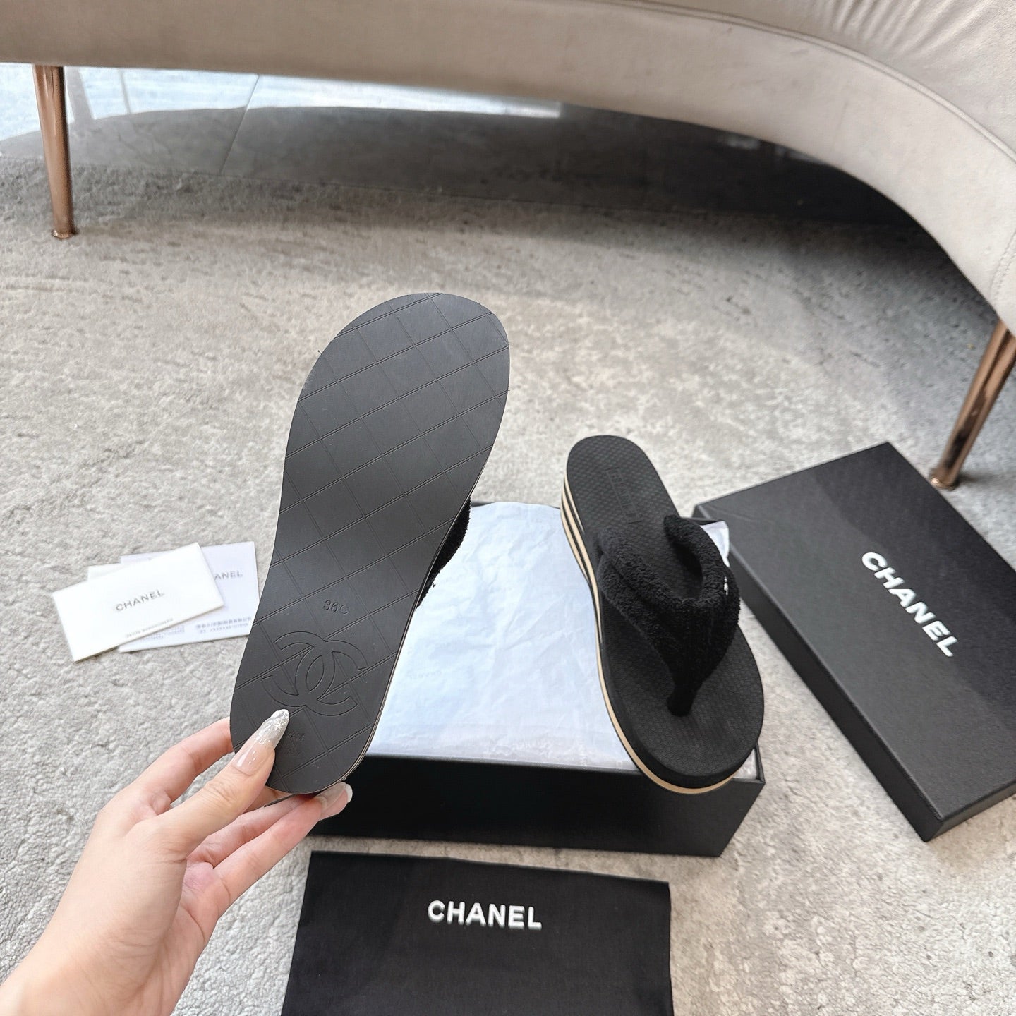 CC 25 Thong Slippers Black Woolen Cloth 311099