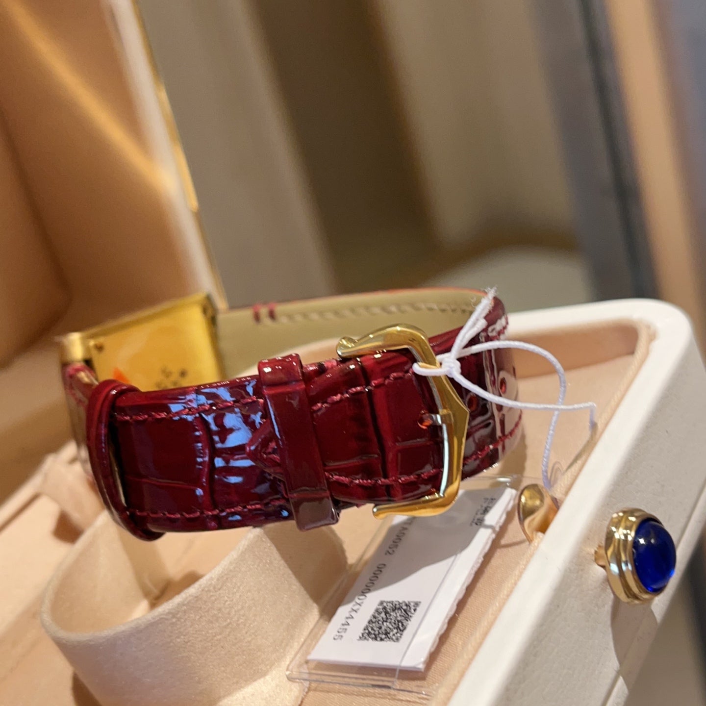 Cartier Tank Francaise 21.2 & 27 Gold Leather