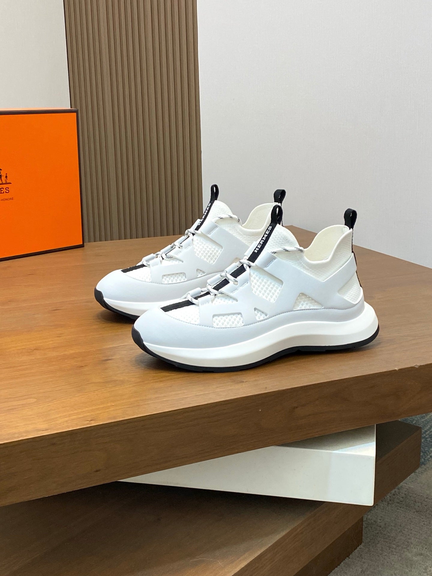 HM Men's Katana Sneaker White Calfskin 620161