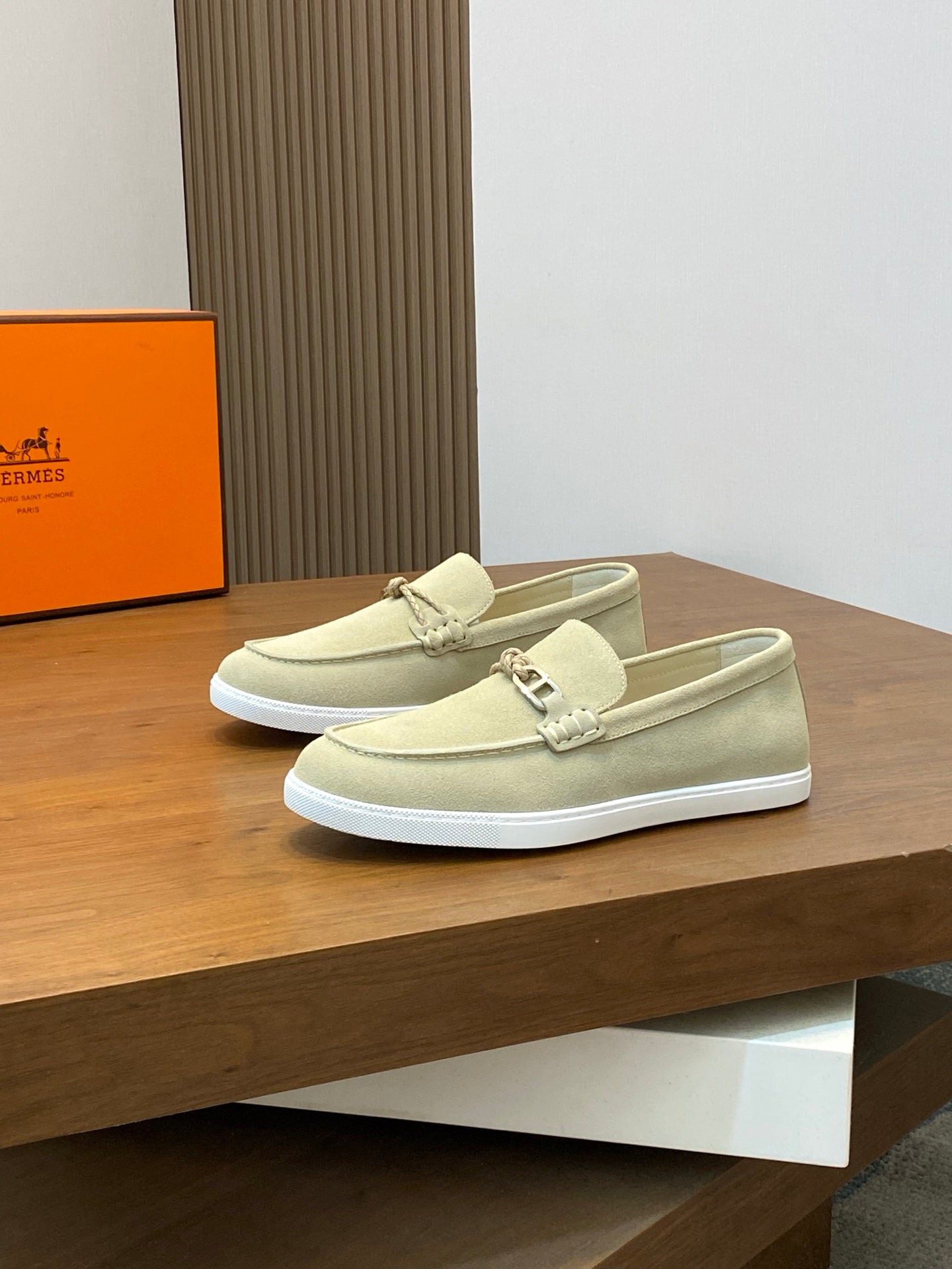 HM Men's 25 Loafer Light Beige Suede 636731