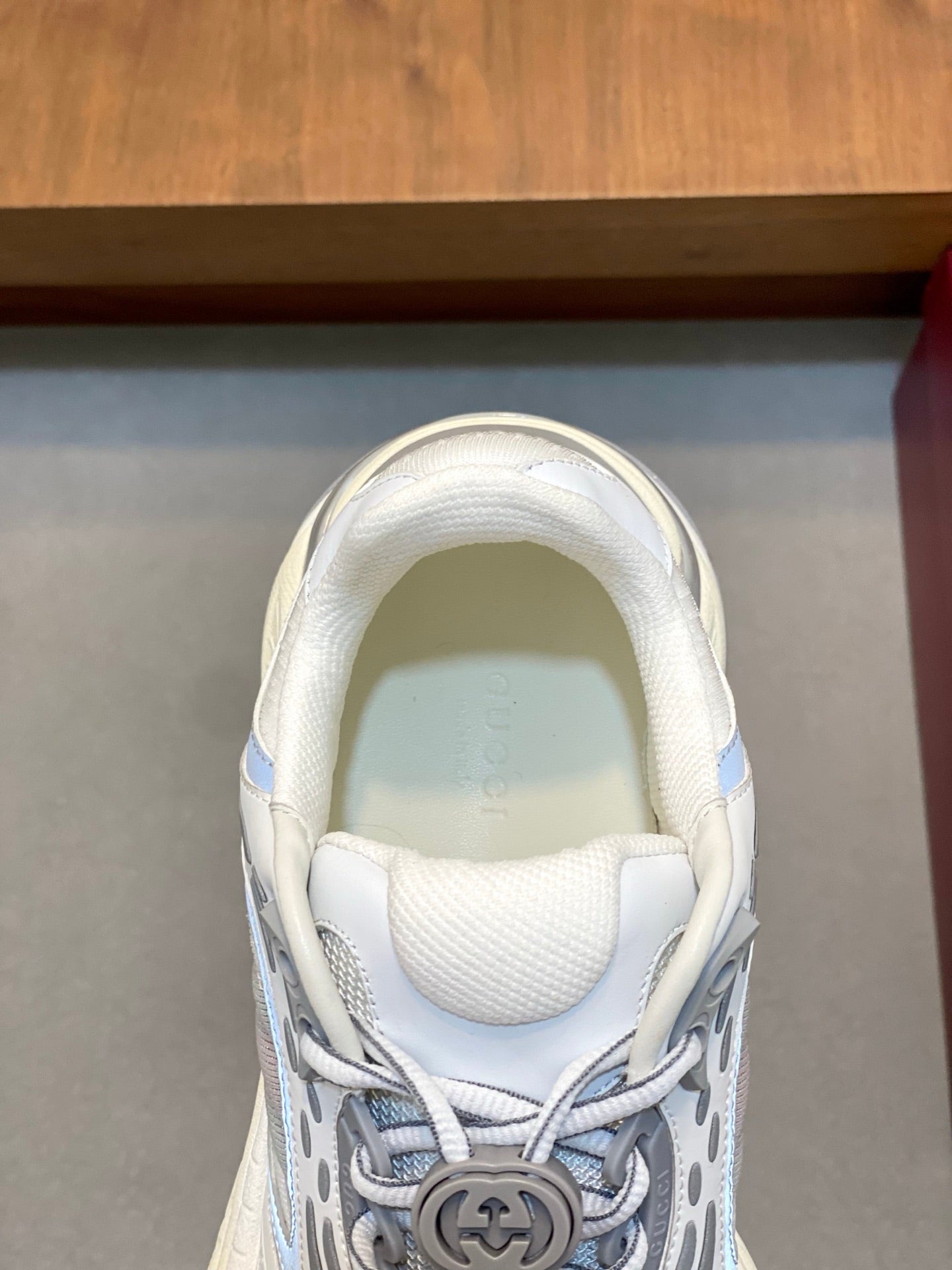 GG Men's 2.0 Sneakers White Grey Cowhide 720706