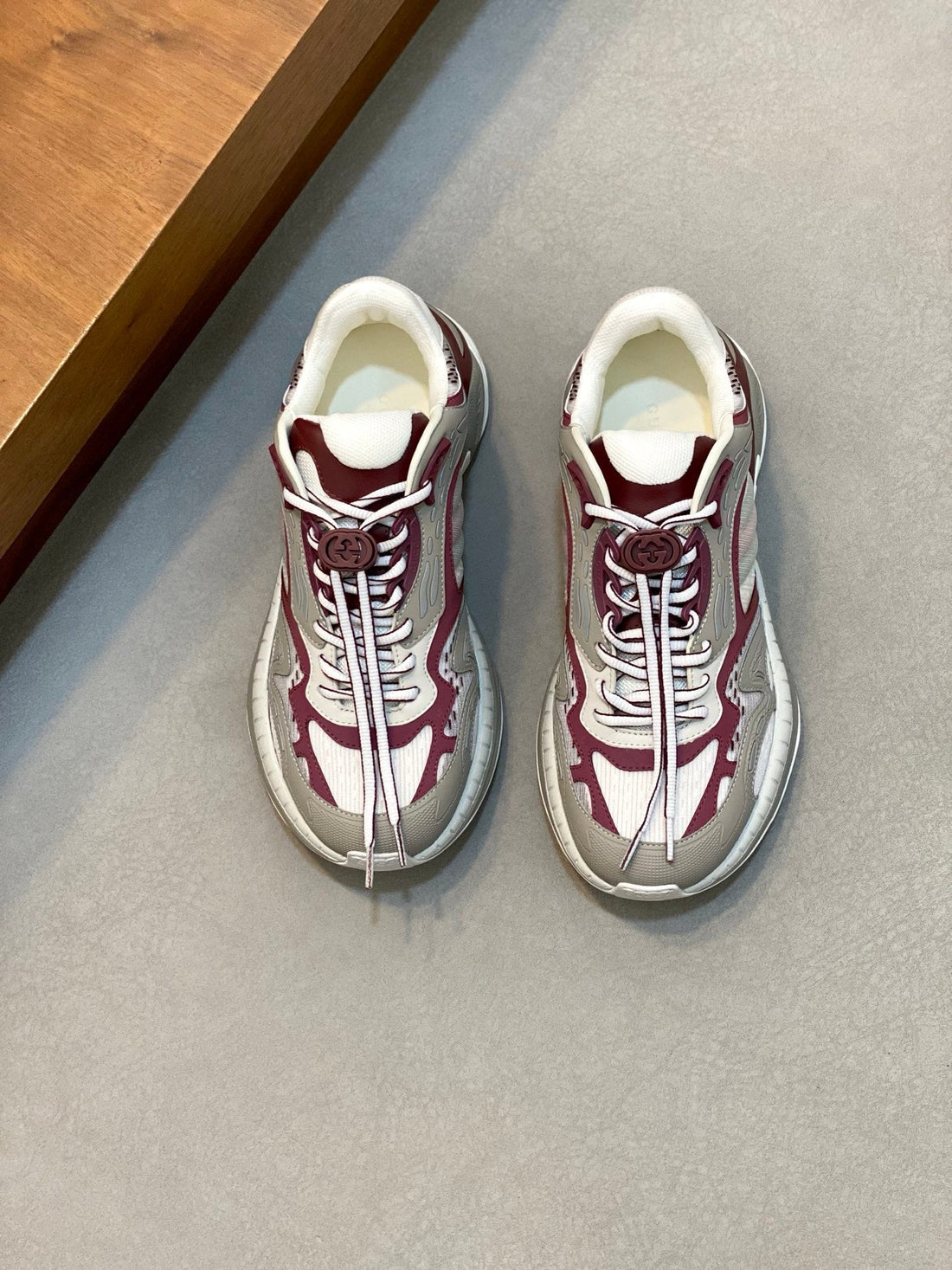 GG Men's 2.0 Sneakers Red Grey Cowhide 720707