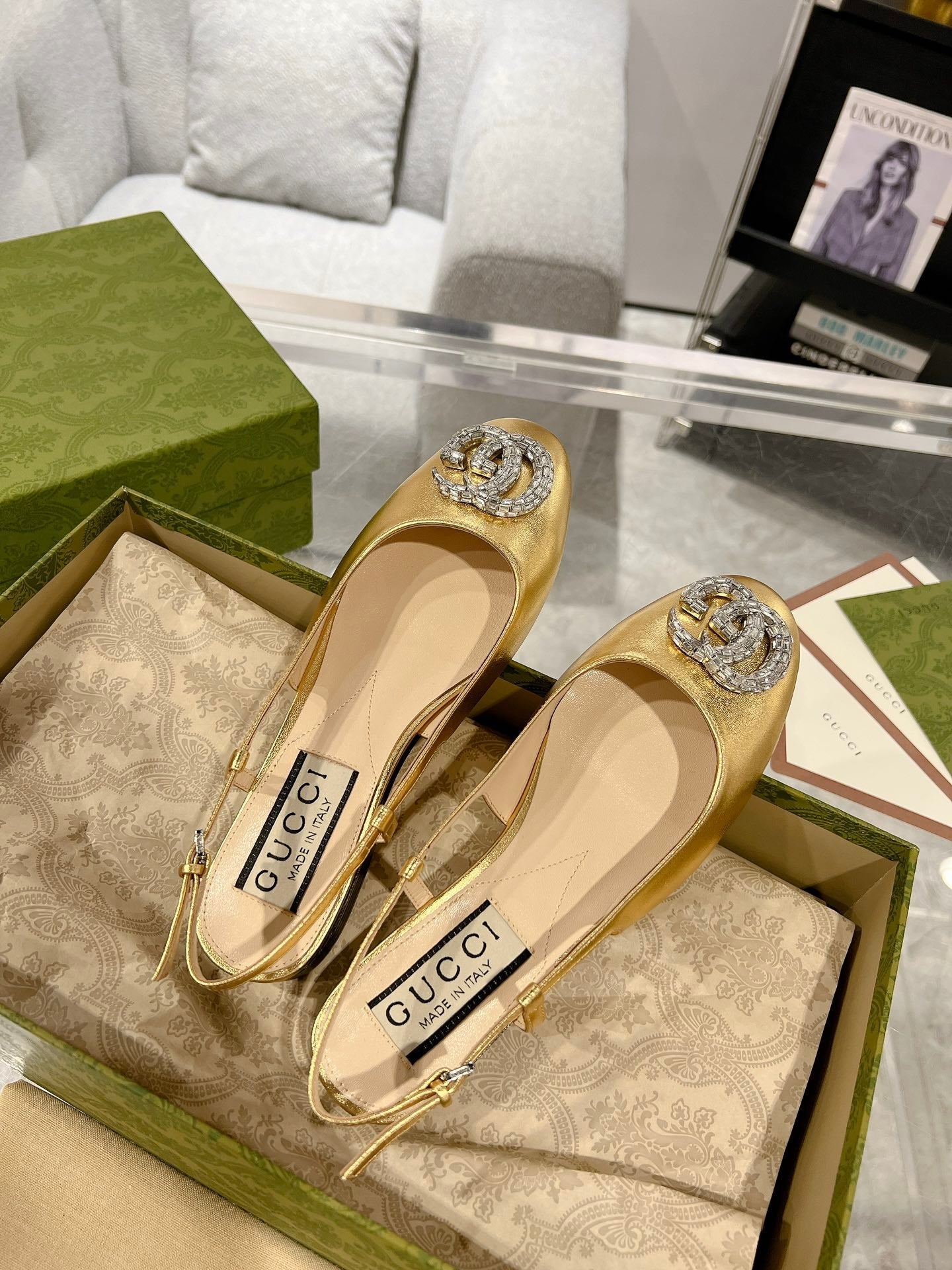 METALIC SLINGBACK FLATS IN GOLD CALFSKIN