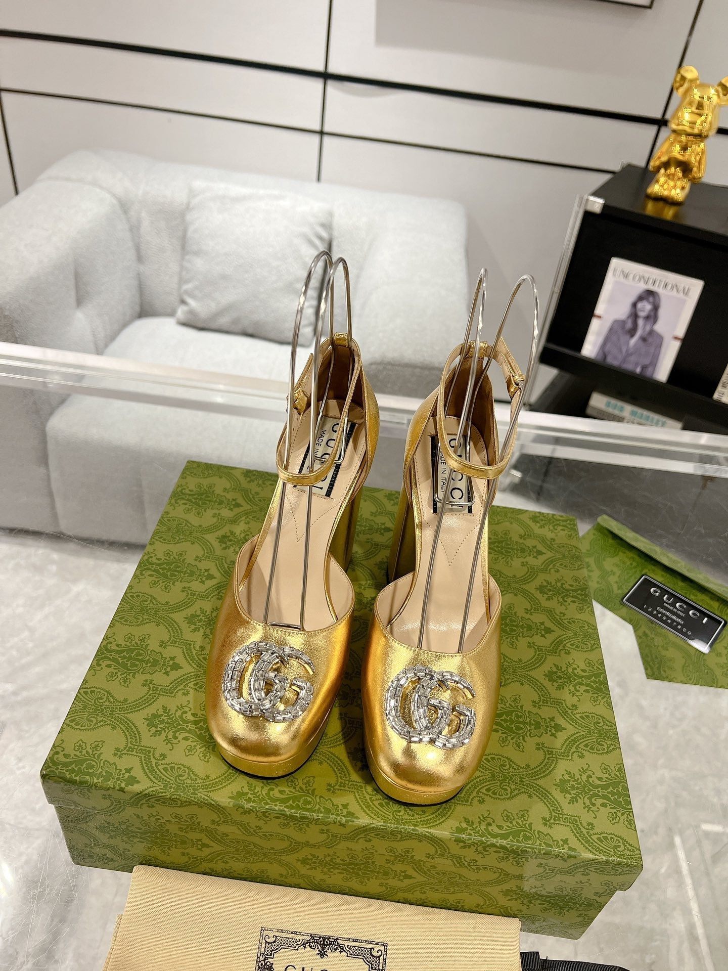 HIGH SANDAL SQUARE HEEL 12 CM IN GOLD CALFSKIN